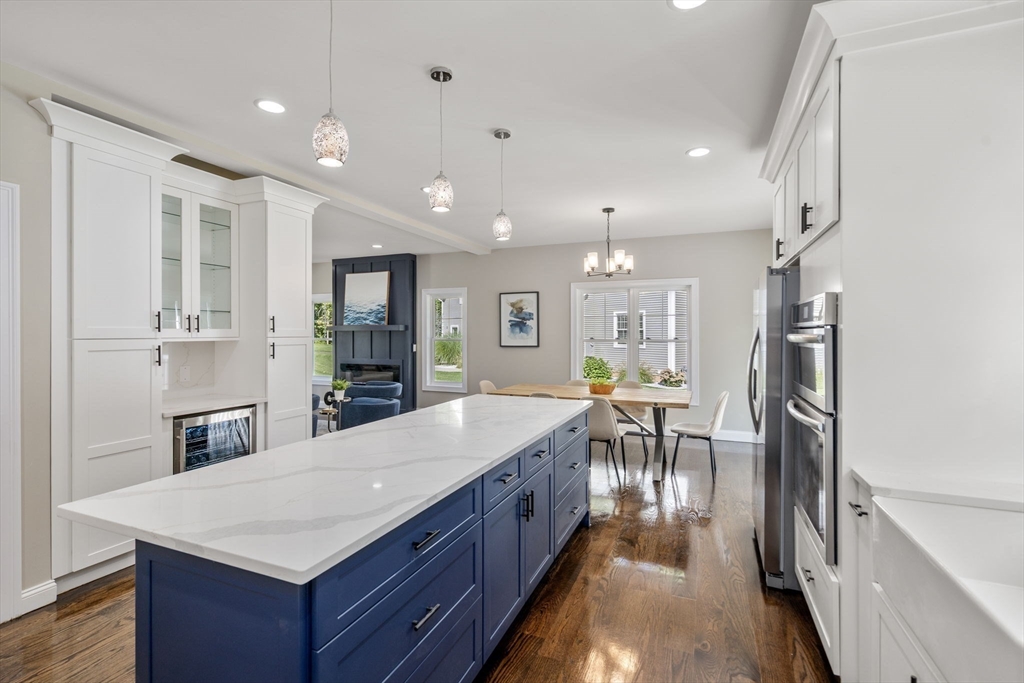 East Longmeadow, Massachusetts, 01028, United States, 4 Bedrooms Bedrooms, ,3 BathroomsBathrooms,Residential,For Sale,1986276