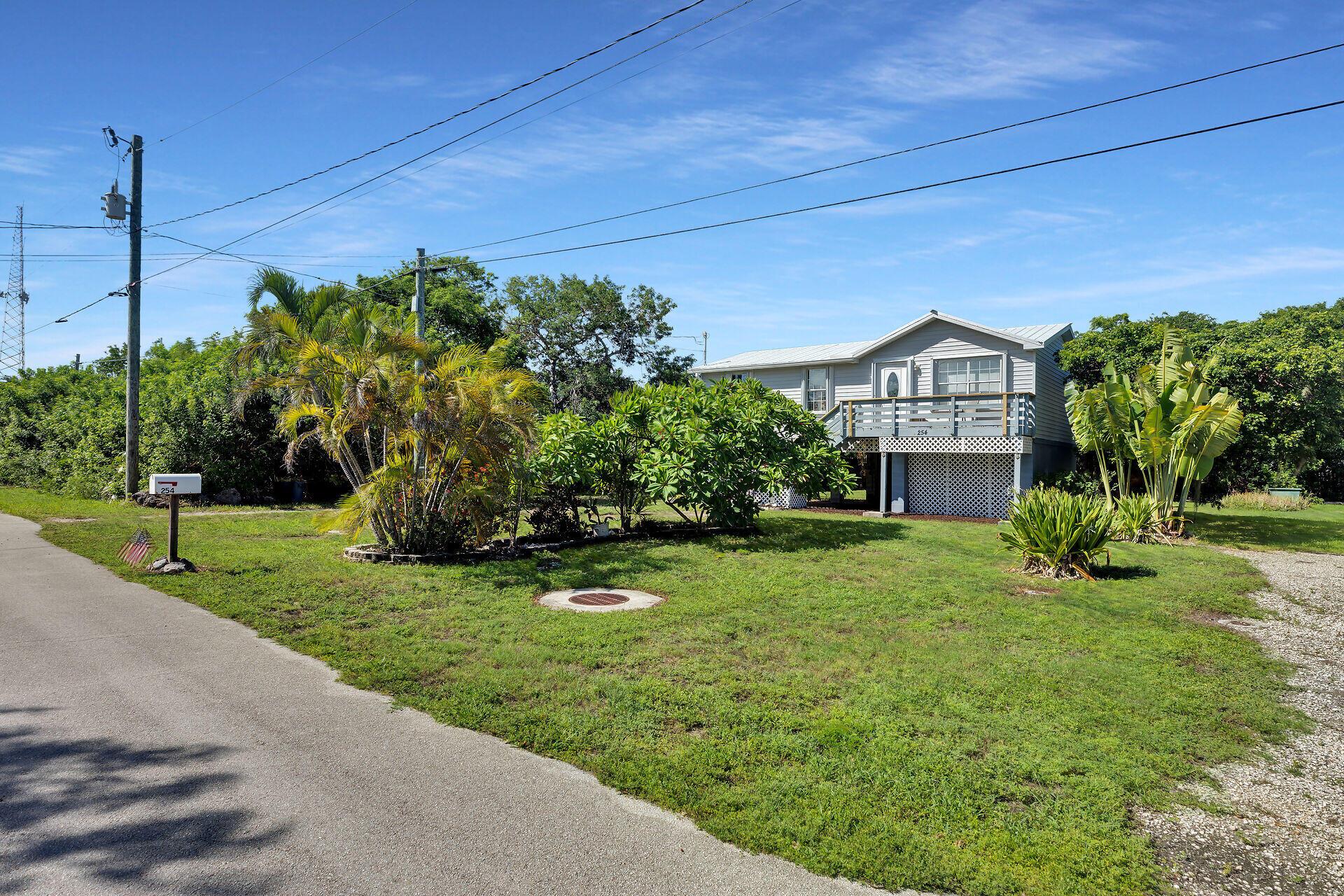 Marathon, Florida, 33050, United States, 3 Bedrooms Bedrooms, ,1 BathroomBathrooms,Residential,For Sale,1941716