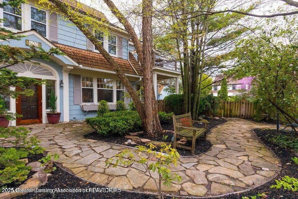 East Lansing, Michigan, 48823, United States, 6 Bedrooms Bedrooms, ,6 BathroomsBathrooms,Residential,For Sale,1992121