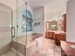 Camdenton, Missouri, 65020, United States, 5 Bedrooms Bedrooms, ,5 BathroomsBathrooms,Residential,For Sale,1850376