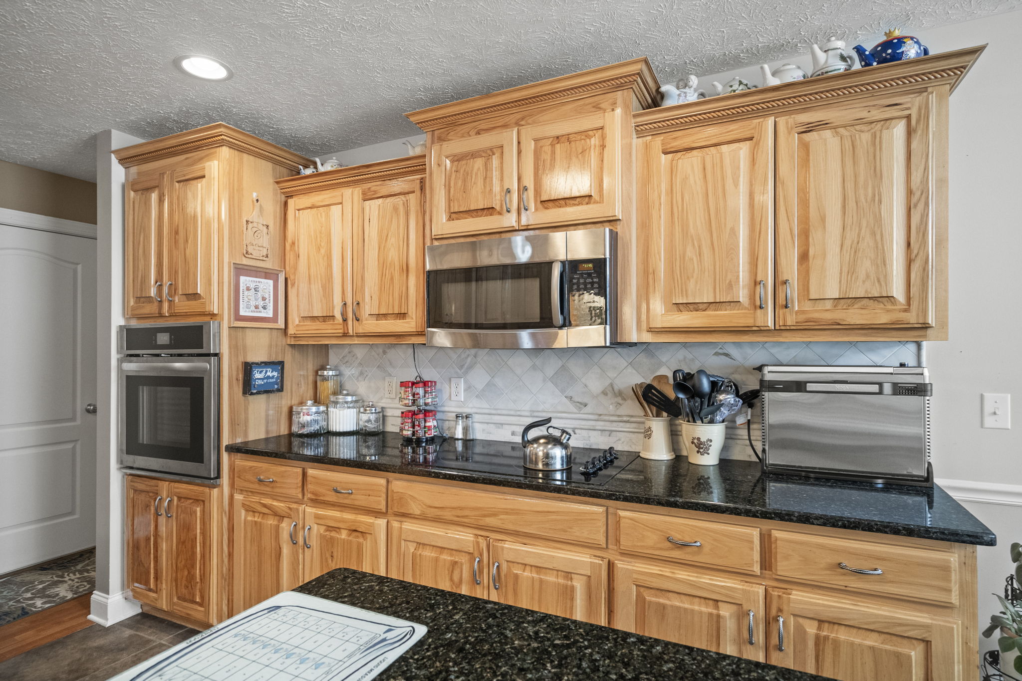 Ashland City, Tennessee, 37015, United States, 3 Bedrooms Bedrooms, ,3 BathroomsBathrooms,Residential,For Sale,1983979