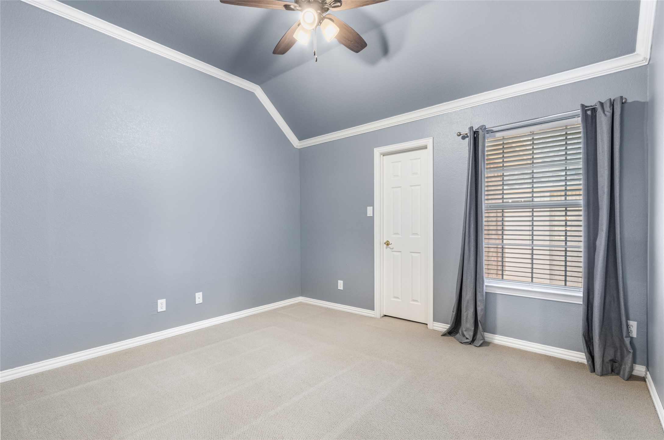 Plano, Texas, 75025, United States, 4 Bedrooms Bedrooms, ,4 BathroomsBathrooms,Residential,For Sale,1993481