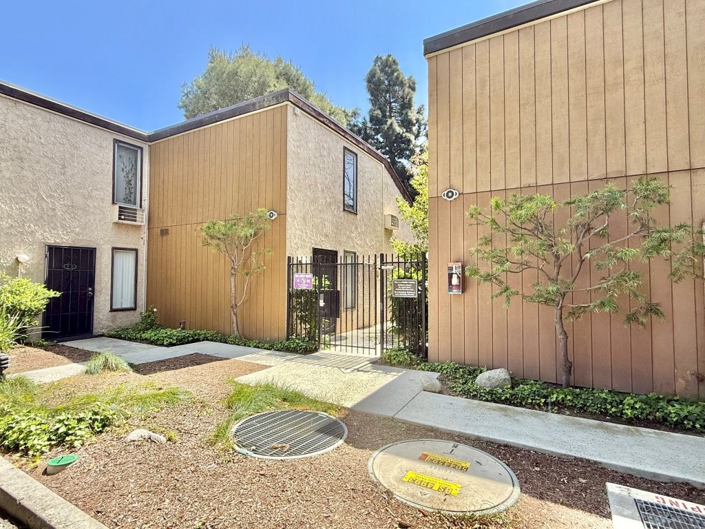 Long Beach, California, 90815, United States, 1 Bedroom Bedrooms, ,1 BathroomBathrooms,Residential,For Sale,1864208
