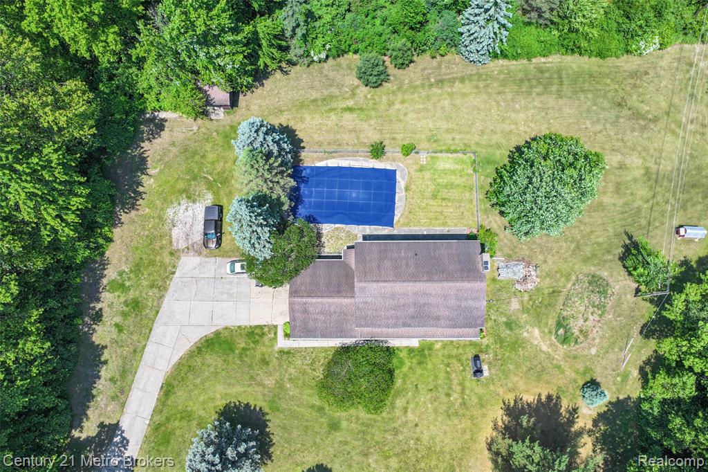 Lapeer, Michigan, 48446, United States, 4 Bedrooms Bedrooms, ,3 BathroomsBathrooms,Residential,For Sale,1982029