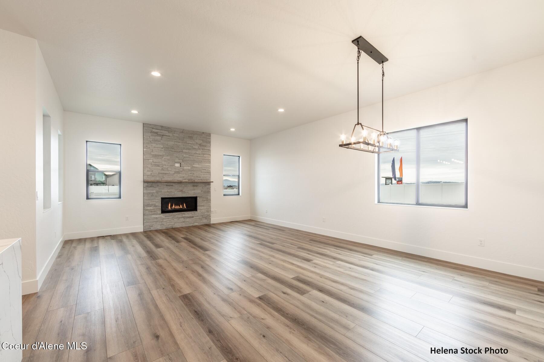 Rathdrum, Idaho, 83858, United States, 5 Bedrooms Bedrooms, ,3 BathroomsBathrooms,Residential,For Sale,1777867