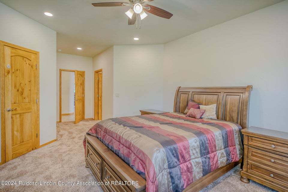 Ruidoso, New Mexico, 88345, United States, 4 Bedrooms Bedrooms, ,4 BathroomsBathrooms,Residential,For Sale,1921687