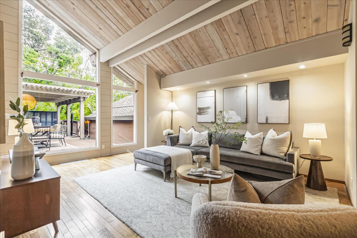 Los Gatos, California, 95030, United States, 4 Bedrooms Bedrooms, ,3 BathroomsBathrooms,Residential,For Sale,1906975