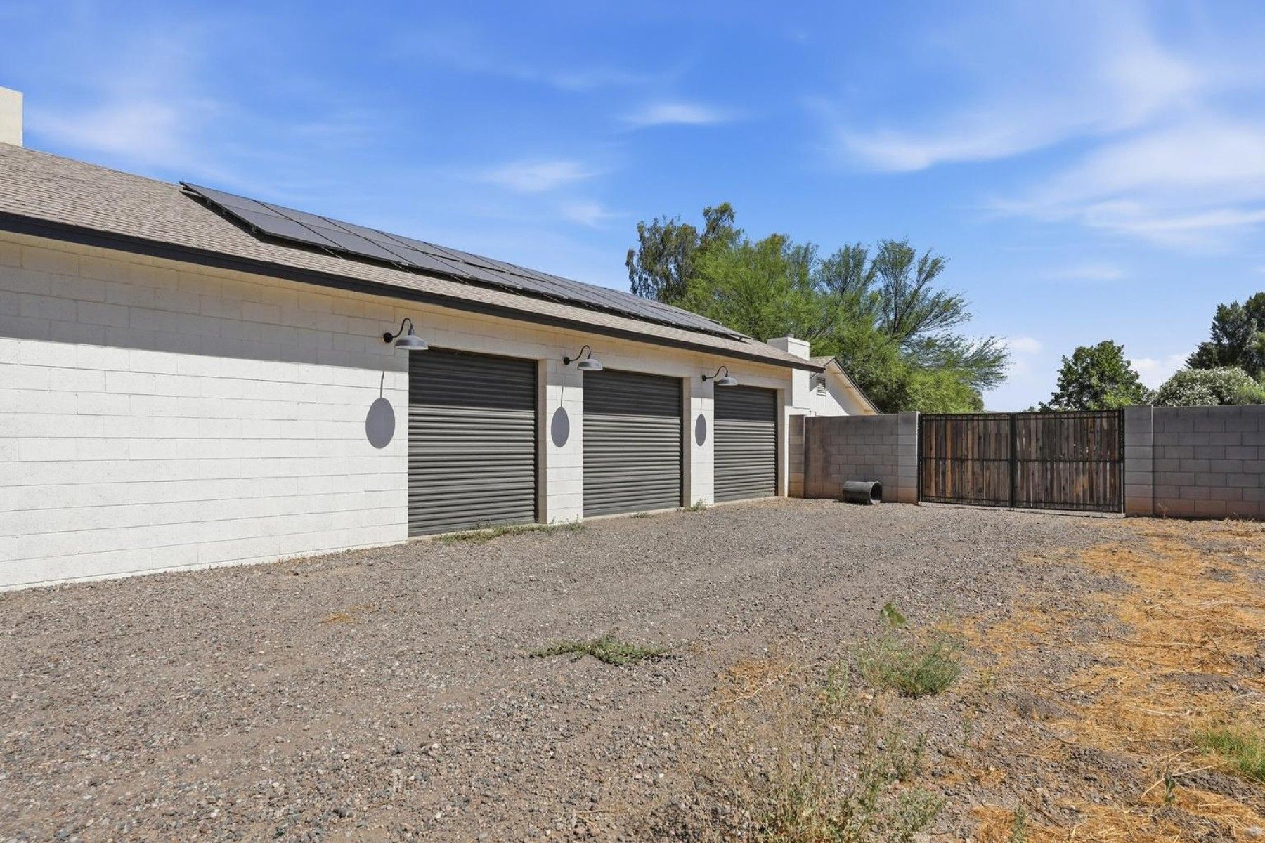  2266 E Willis Rd  Gilbert, AZ - 物件實景