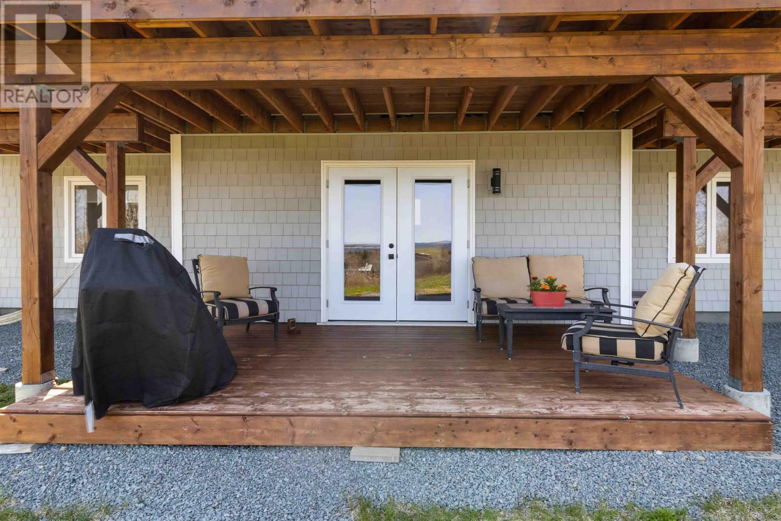 MOOSE HARBOUR, Nova Scotia, B0T 1K0, CA, 3 Bedrooms Bedrooms, ,2 BathroomsBathrooms,Residential,For Sale,1836793