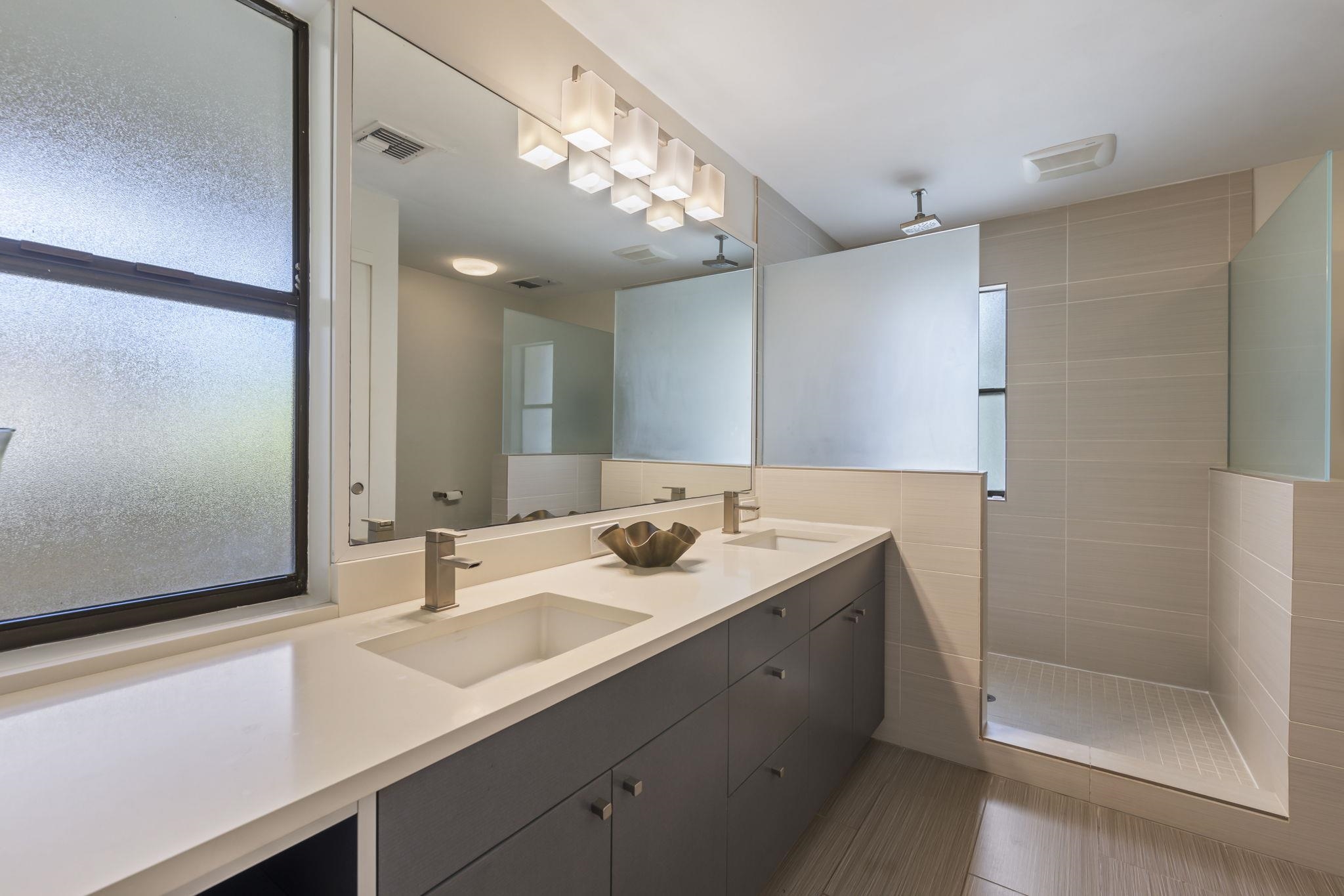 Lahaina, Hawaii, 96761, United States, 3 Bedrooms Bedrooms, ,3 BathroomsBathrooms,Residential,For Sale,1999807