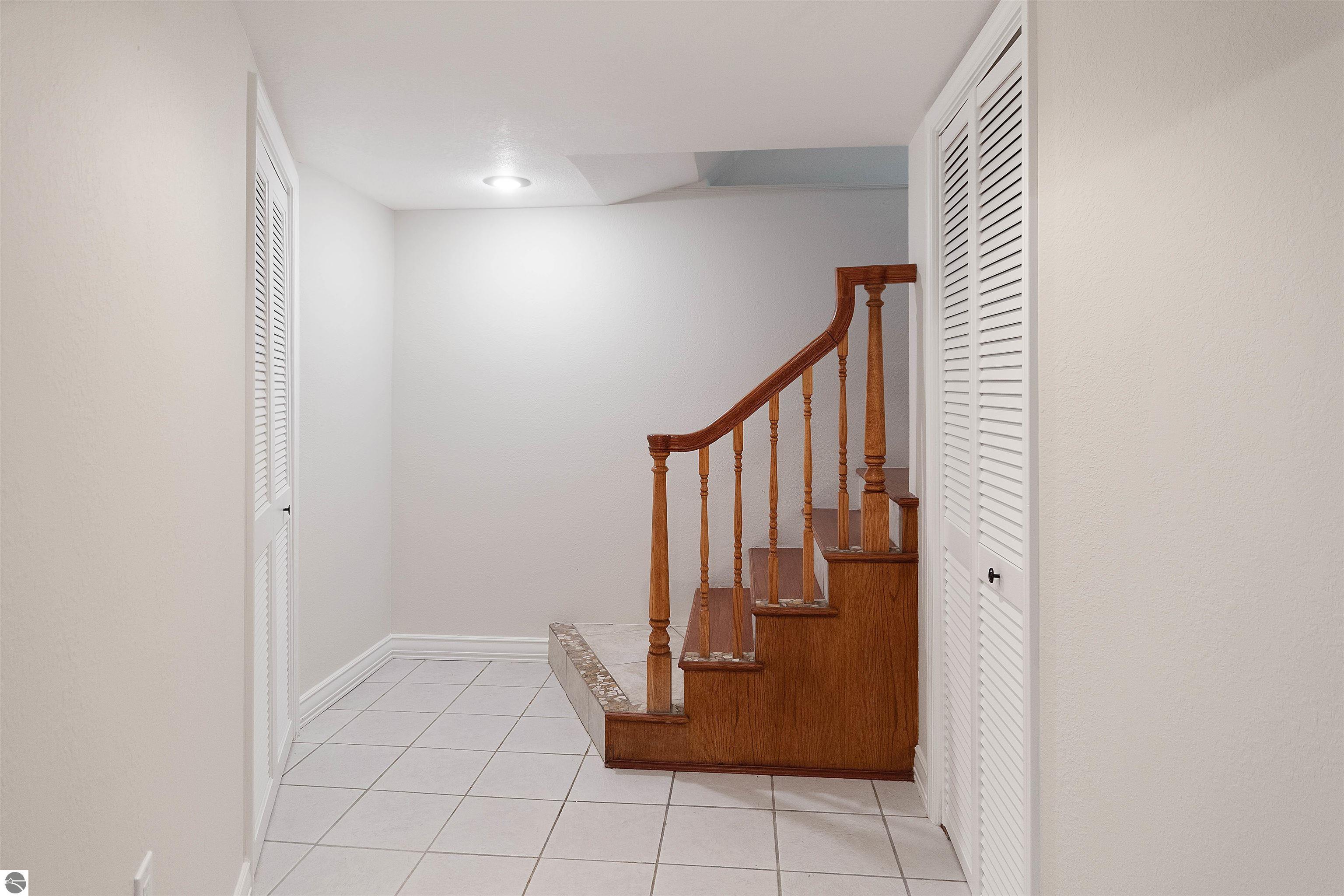 Traverse City, Michigan, 49686, United States, 4 Bedrooms Bedrooms, ,2 BathroomsBathrooms,Residential,For Sale,1908664