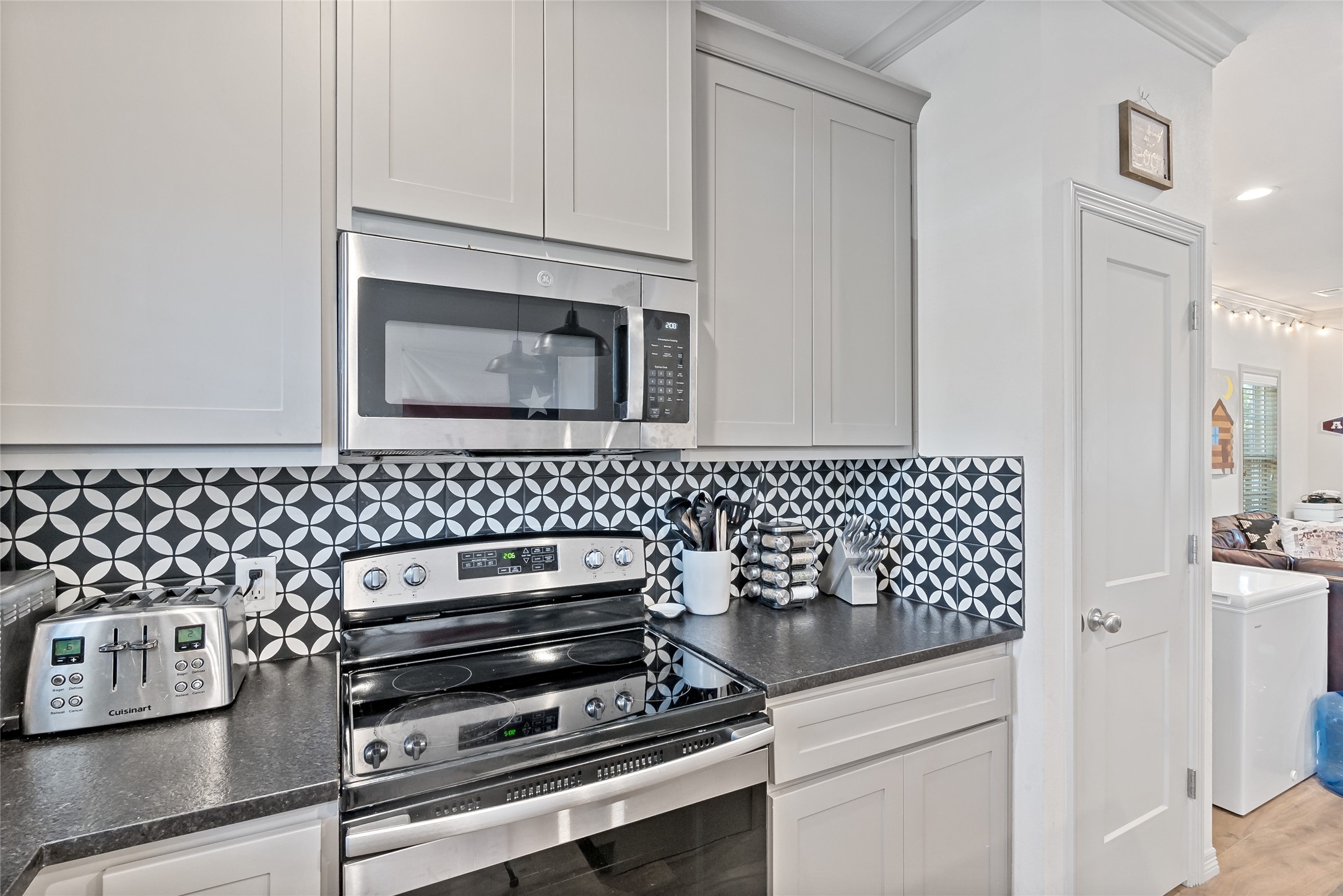 College Station, Texas, 77840, United States, 6 Bedrooms Bedrooms, ,7 BathroomsBathrooms,Residential,For Sale,1989184