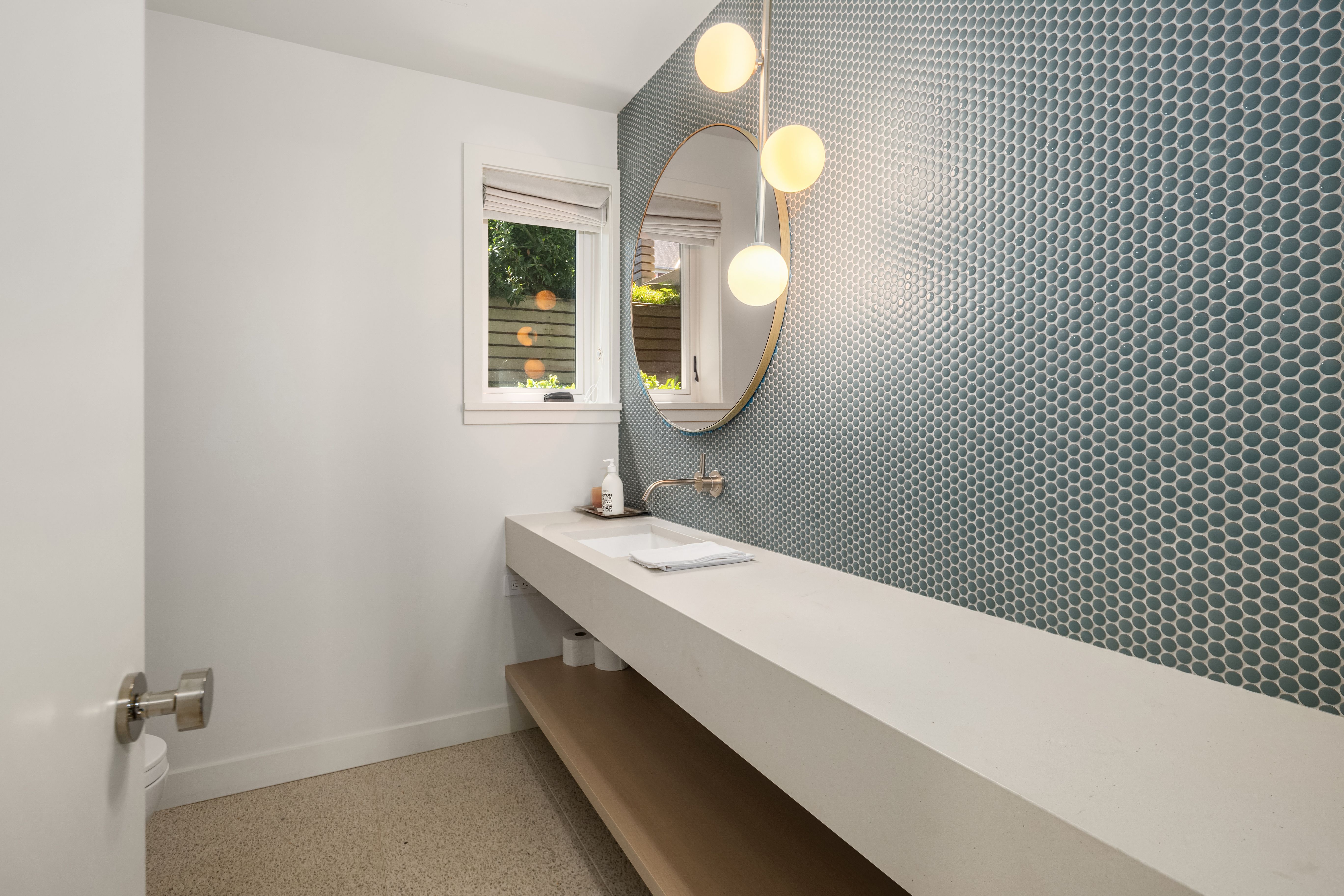  1514 Shenandoah Dr E, Seattle, WA 98112 - 物件實景