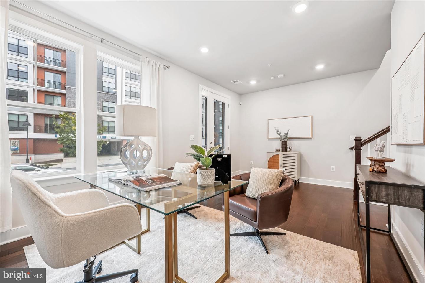 Gaithersburg, Maryland, 20878, United States, 4 Bedrooms Bedrooms, ,5 BathroomsBathrooms,Residential,For Sale,1949694