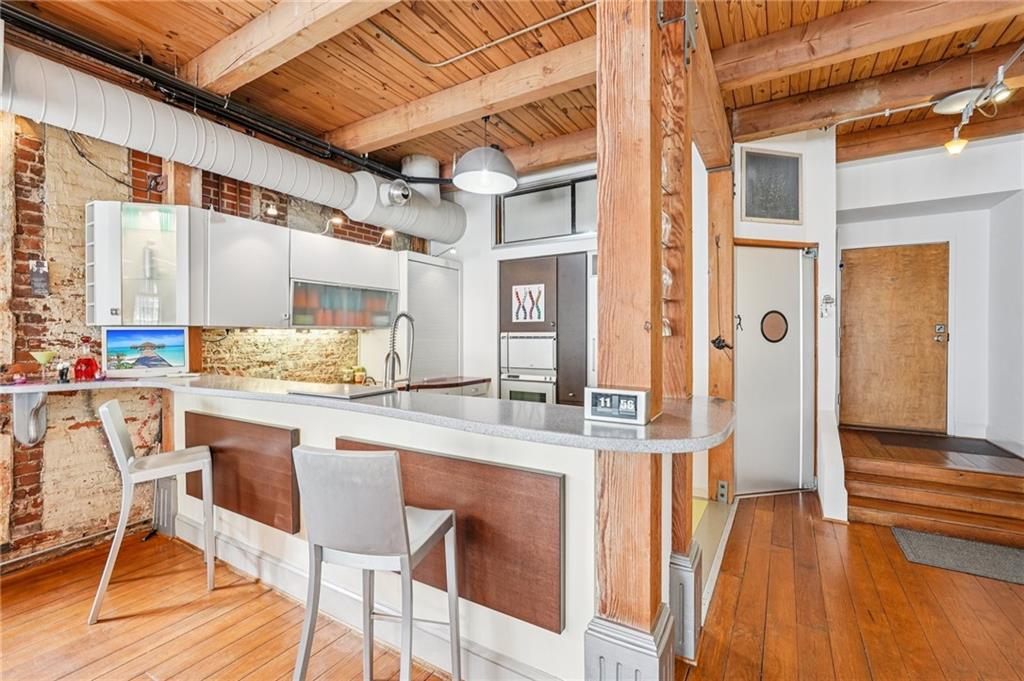 Atlanta, Georgia, 30313, United States, 2 Bedrooms Bedrooms, ,3 BathroomsBathrooms,Residential,For Sale,1978100