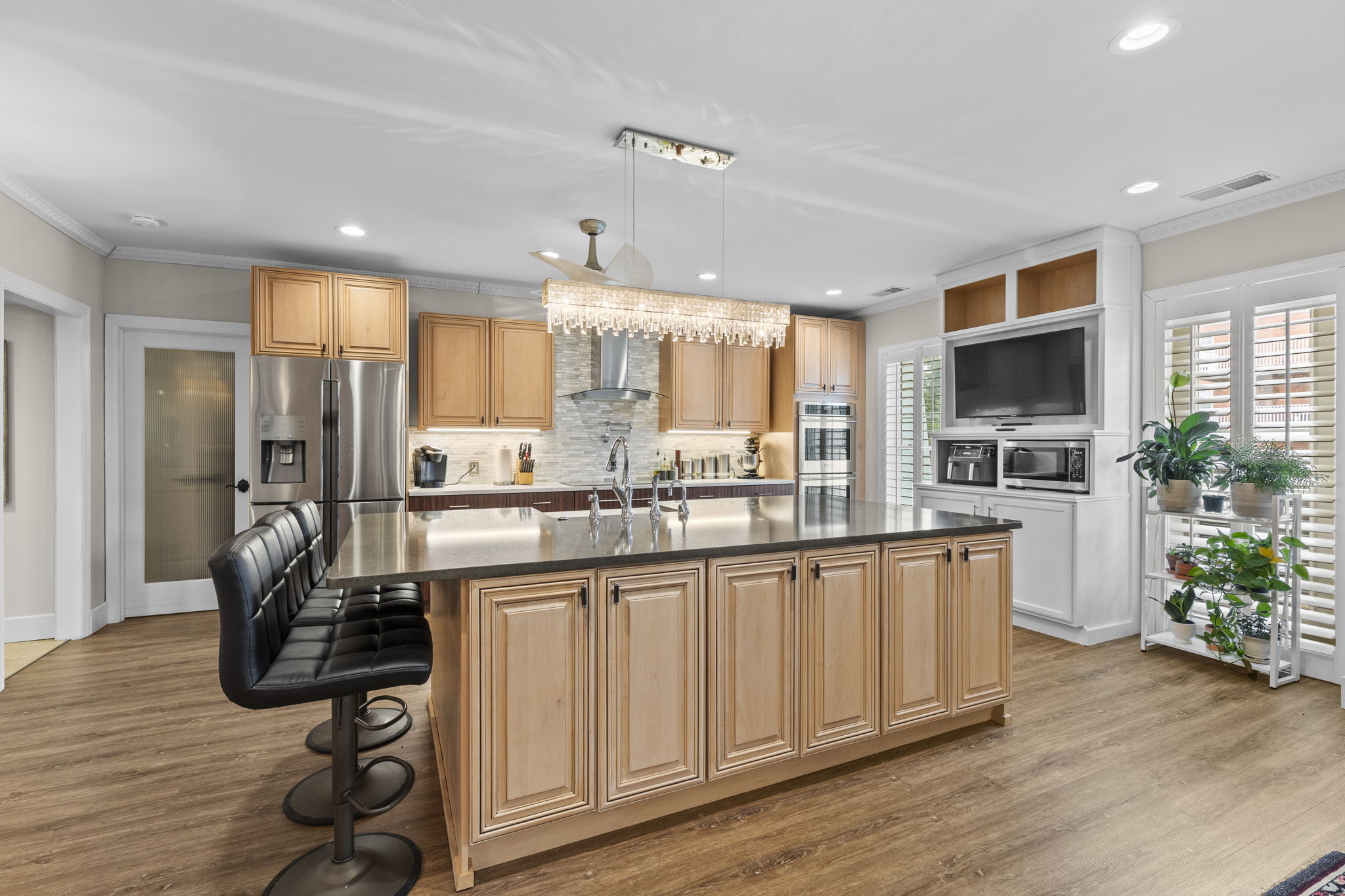  Beautifully renovated single-level condominium - 物件實景