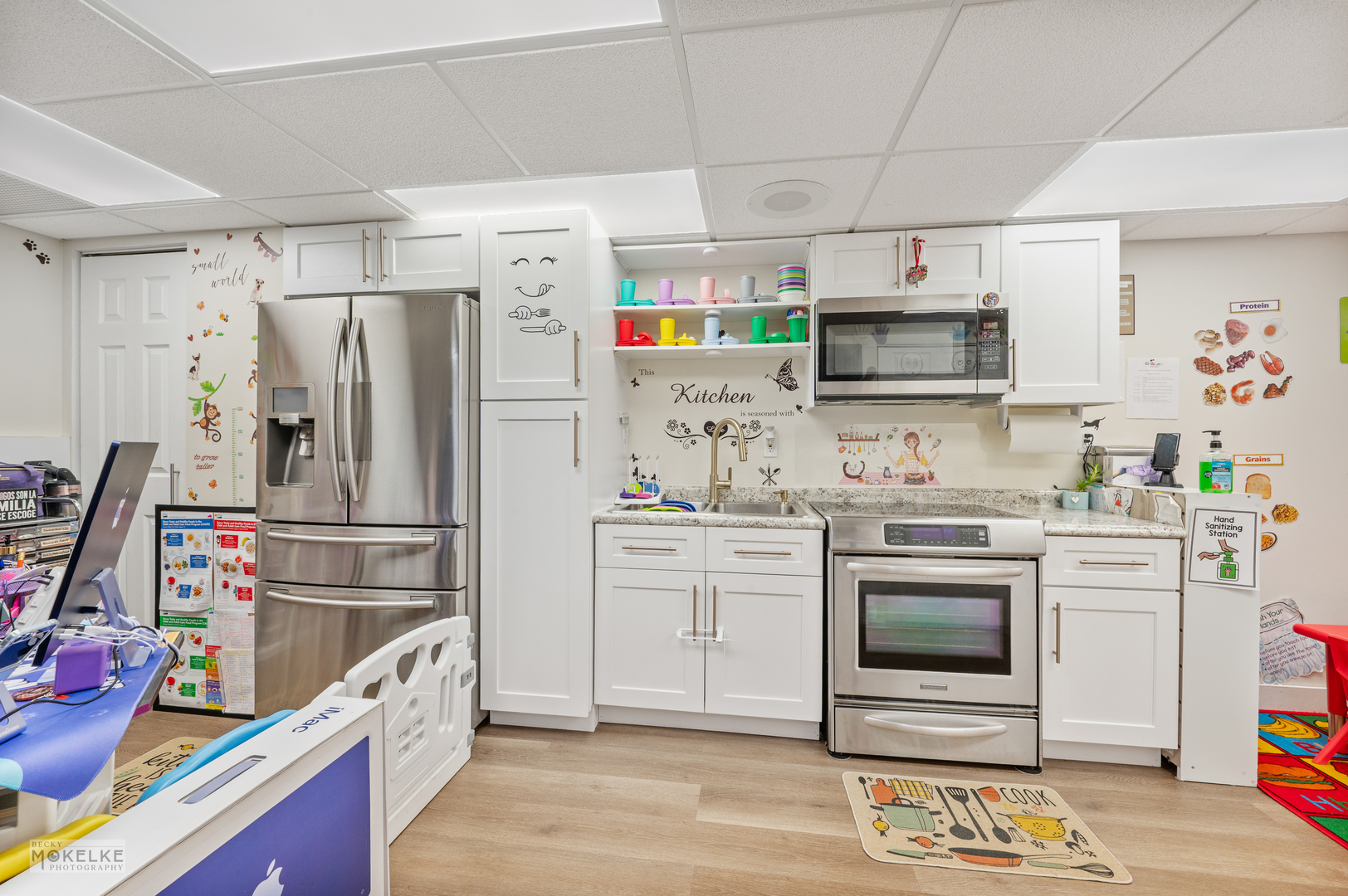 Montgomery, Illinois, 60538, United States, 5 Bedrooms Bedrooms, ,4 BathroomsBathrooms,Residential,For Sale,1925082