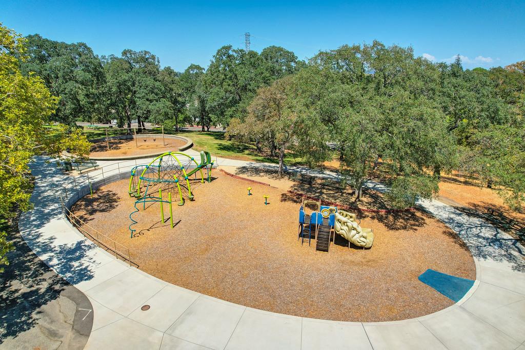 Folsom, California, 95630, United States, 2 Bedrooms Bedrooms, ,3 BathroomsBathrooms,Residential,For Sale,1917573