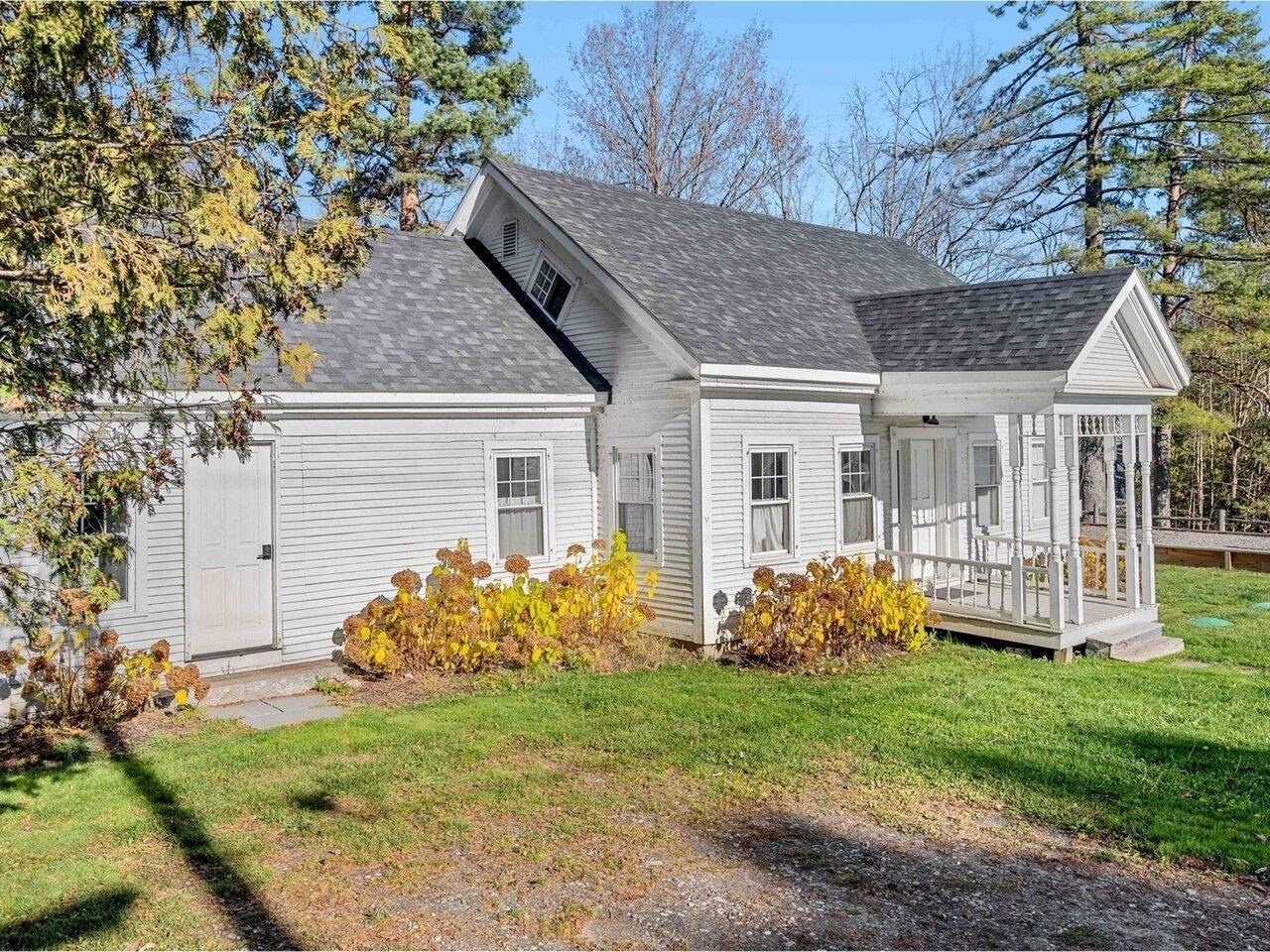 Greensboro, Vermont, 05841, United States, 3 Bedrooms Bedrooms, ,3 BathroomsBathrooms,Residential,For Sale,1990867