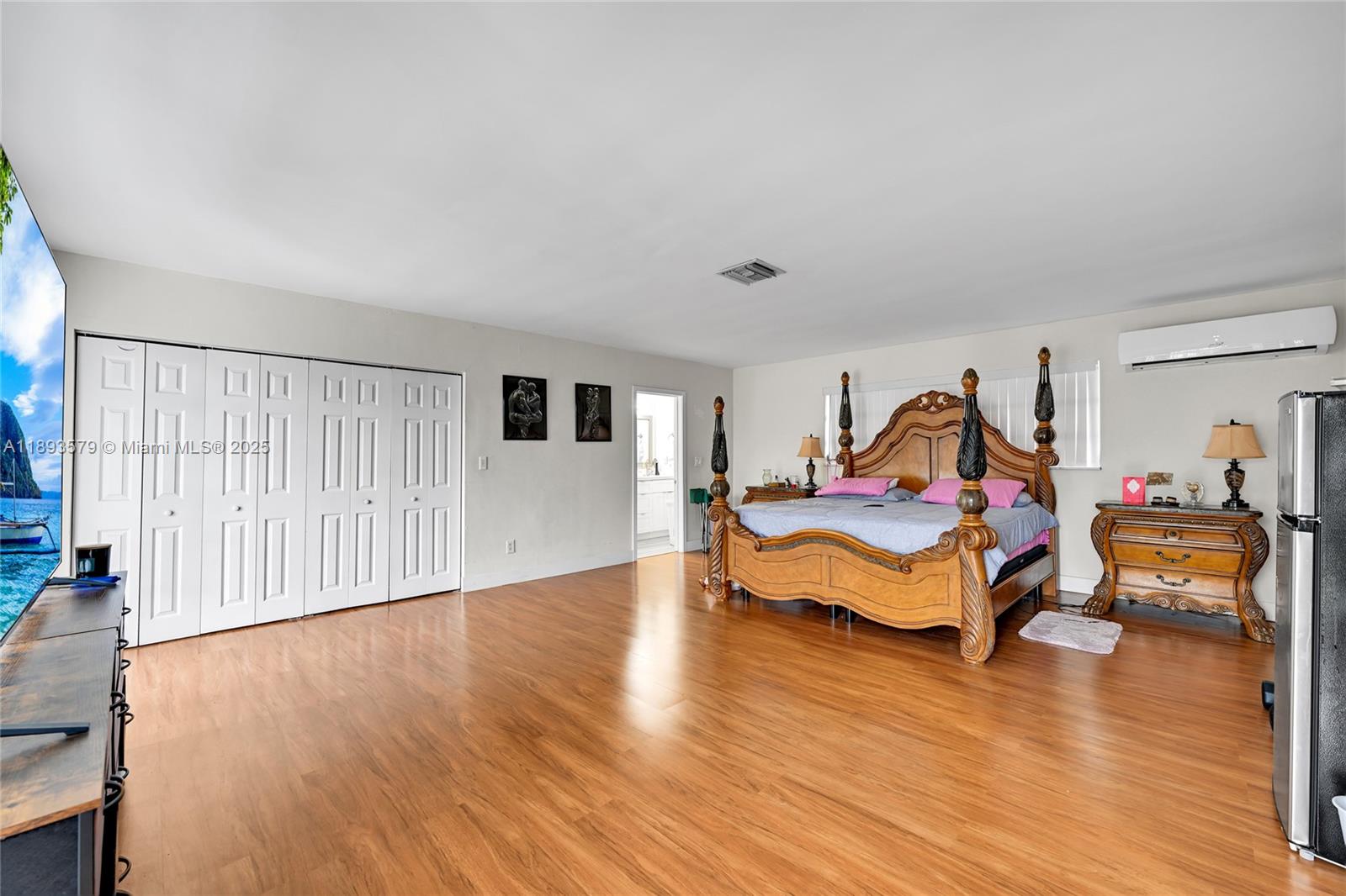 Miami Gardens, Florida, 33169, United States, 5 Bedrooms Bedrooms, ,2 BathroomsBathrooms,Residential,For Sale,1977274