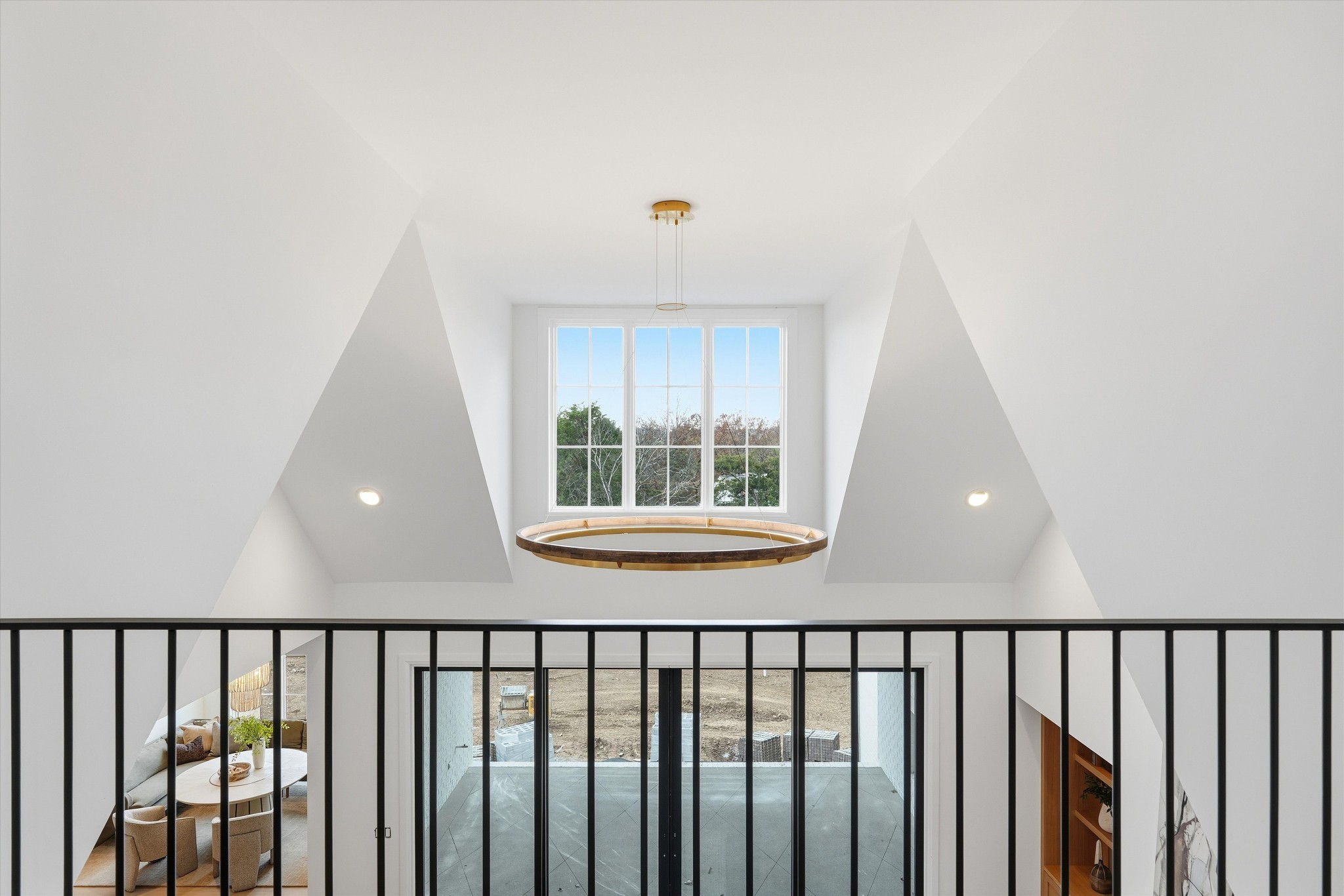 Nashville, Tennessee, 37205, United States, 5 Bedrooms Bedrooms, ,7 BathroomsBathrooms,Residential,For Sale,2002539