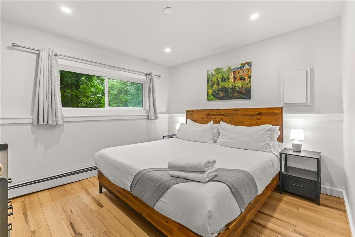 Stowe, Vermont, 05672, United States, 8 Bedrooms Bedrooms, ,5 BathroomsBathrooms,Residential,For Sale,1994933