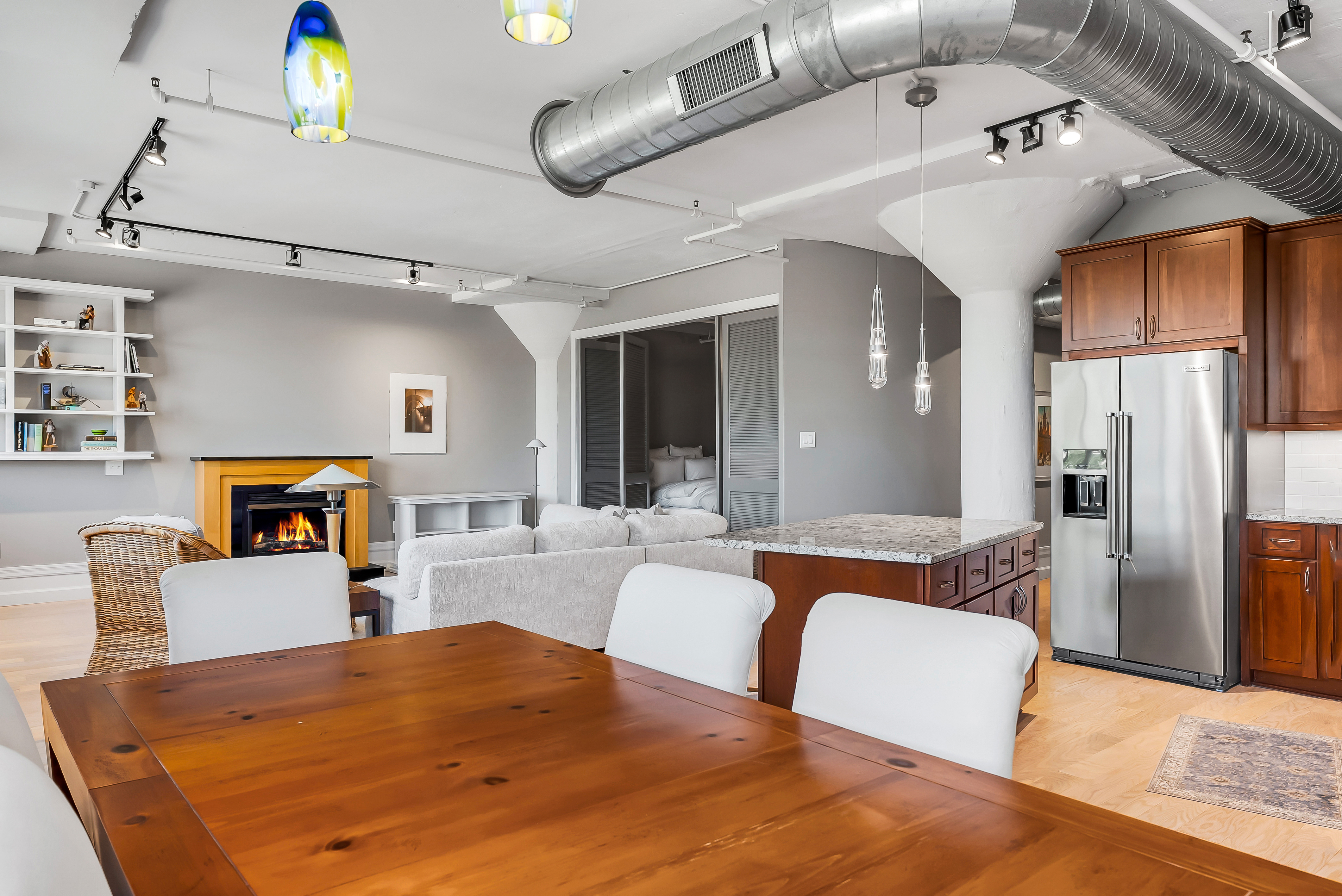  Experience sophisticated urban living at the Maison Lofts - 物件實景