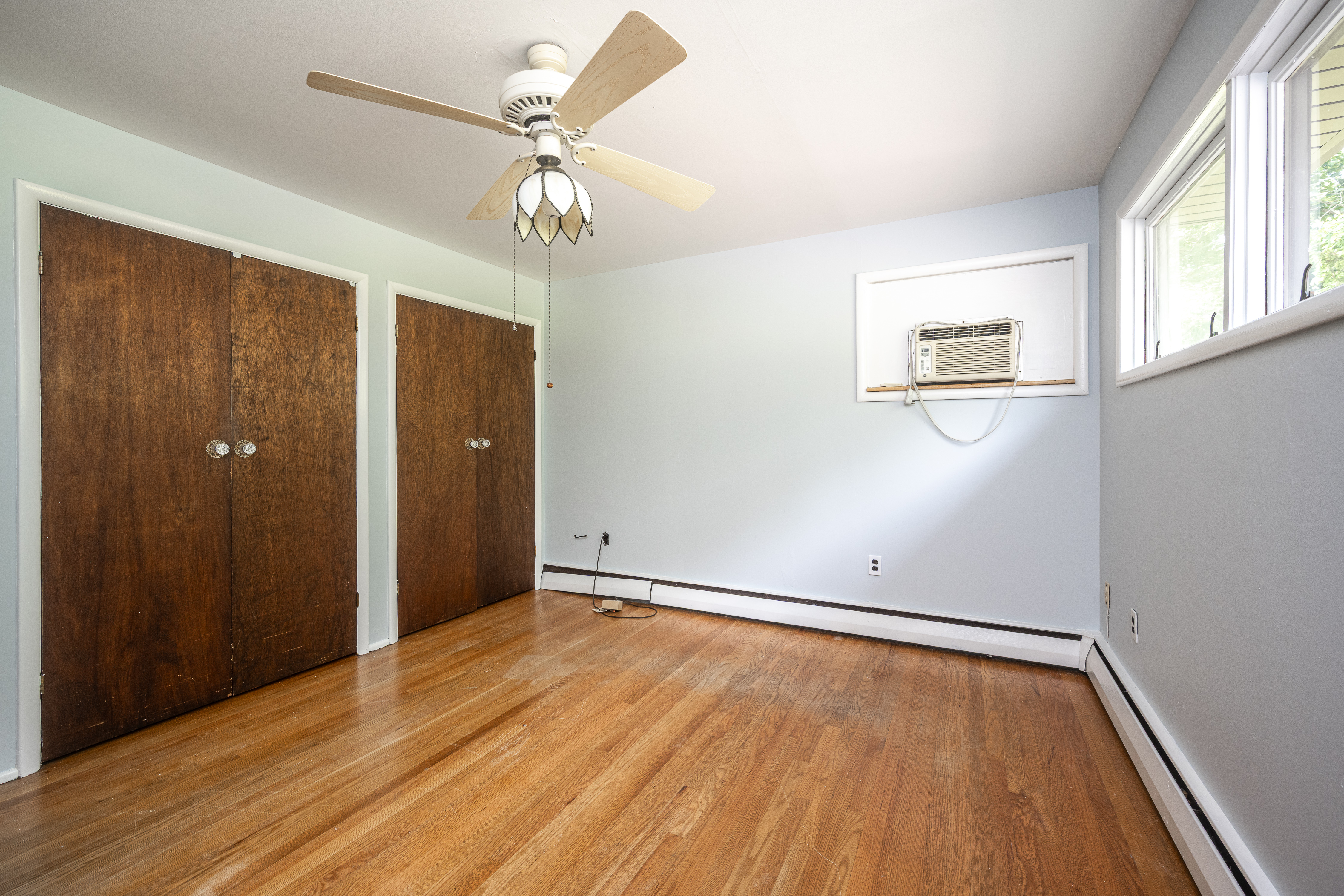  Ranch Style Home in Huntington Neighborhood - 物件實景