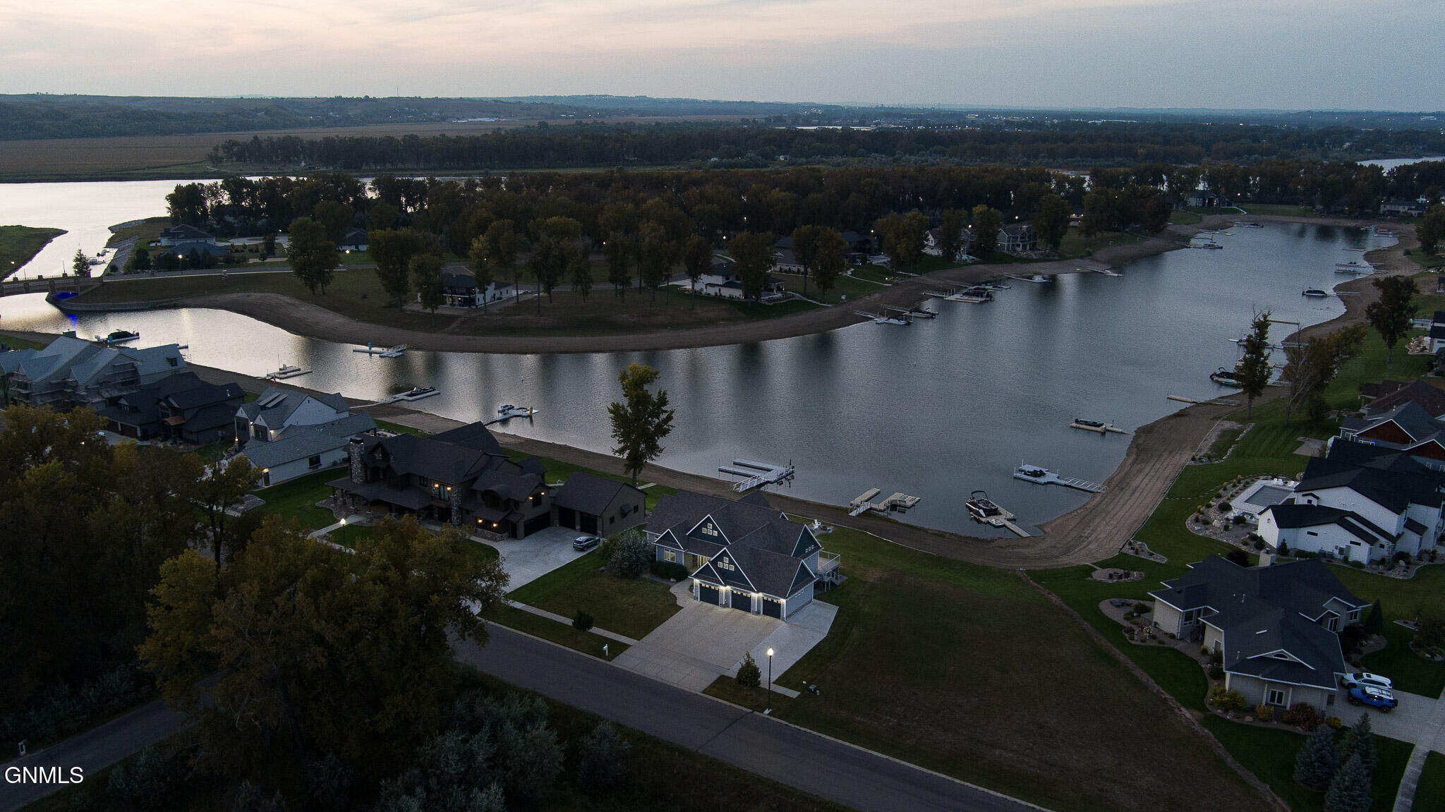 Bismarck, North Dakota, 58504, United States, 6 Bedrooms Bedrooms, ,4 BathroomsBathrooms,Residential,For Sale,1982102