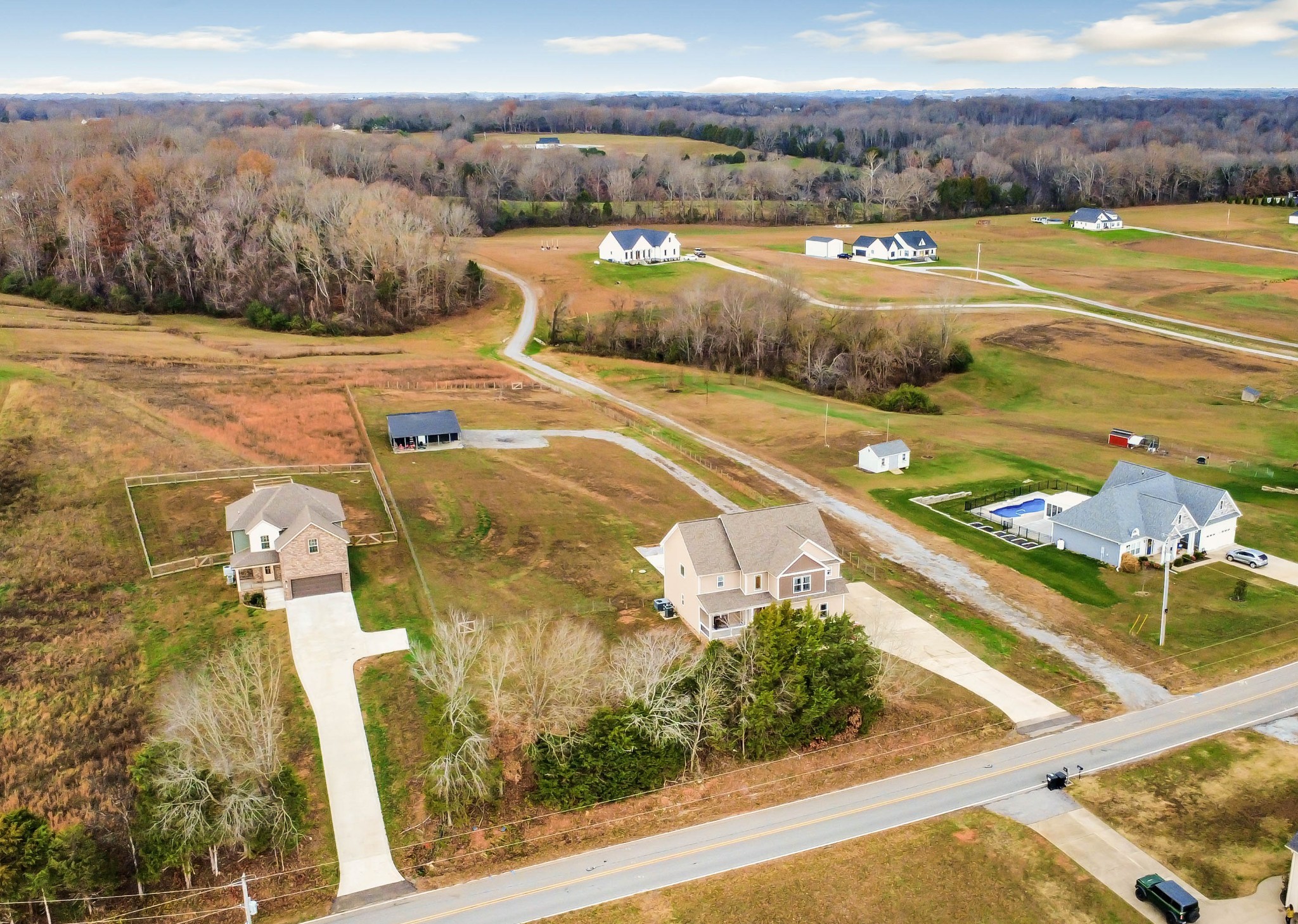 Clarksville, Tennessee, 37040, United States, 4 Bedrooms Bedrooms, ,3 BathroomsBathrooms,Residential,For Sale,2005319