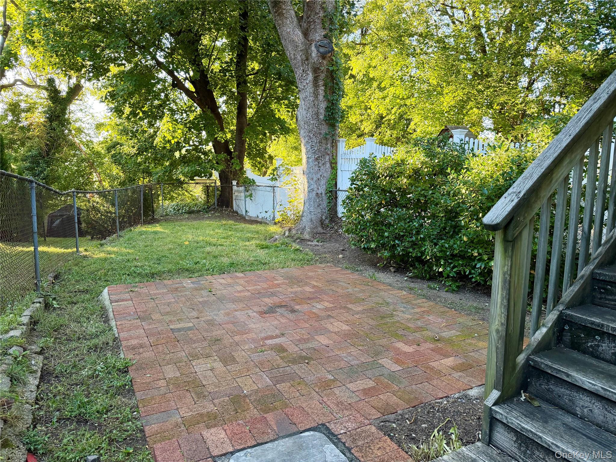  92 School Street, Oyster Bay, NY, 11771 - 物件實景