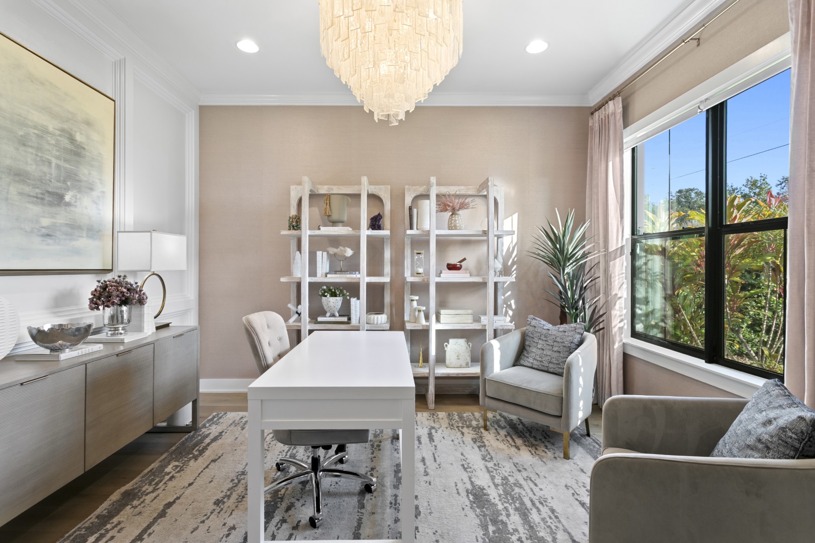 Tampa, Florida, 33609, United States, 5 Bedrooms Bedrooms, ,5 BathroomsBathrooms,Residential,For Sale,2008551