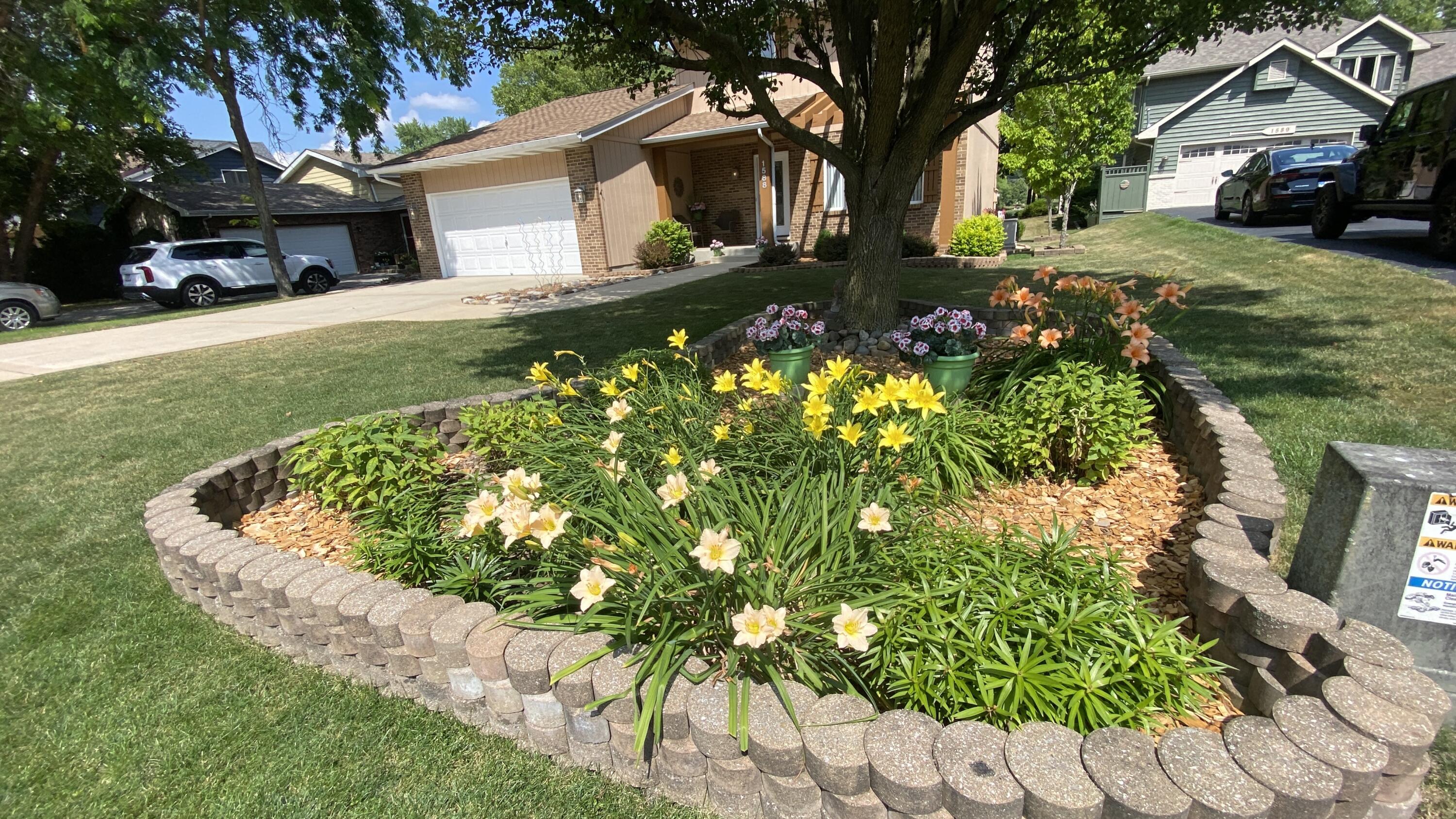 Crown Point, Indiana, 46307, United States, 4 Bedrooms Bedrooms, ,3 BathroomsBathrooms,Residential,For Sale,1924051