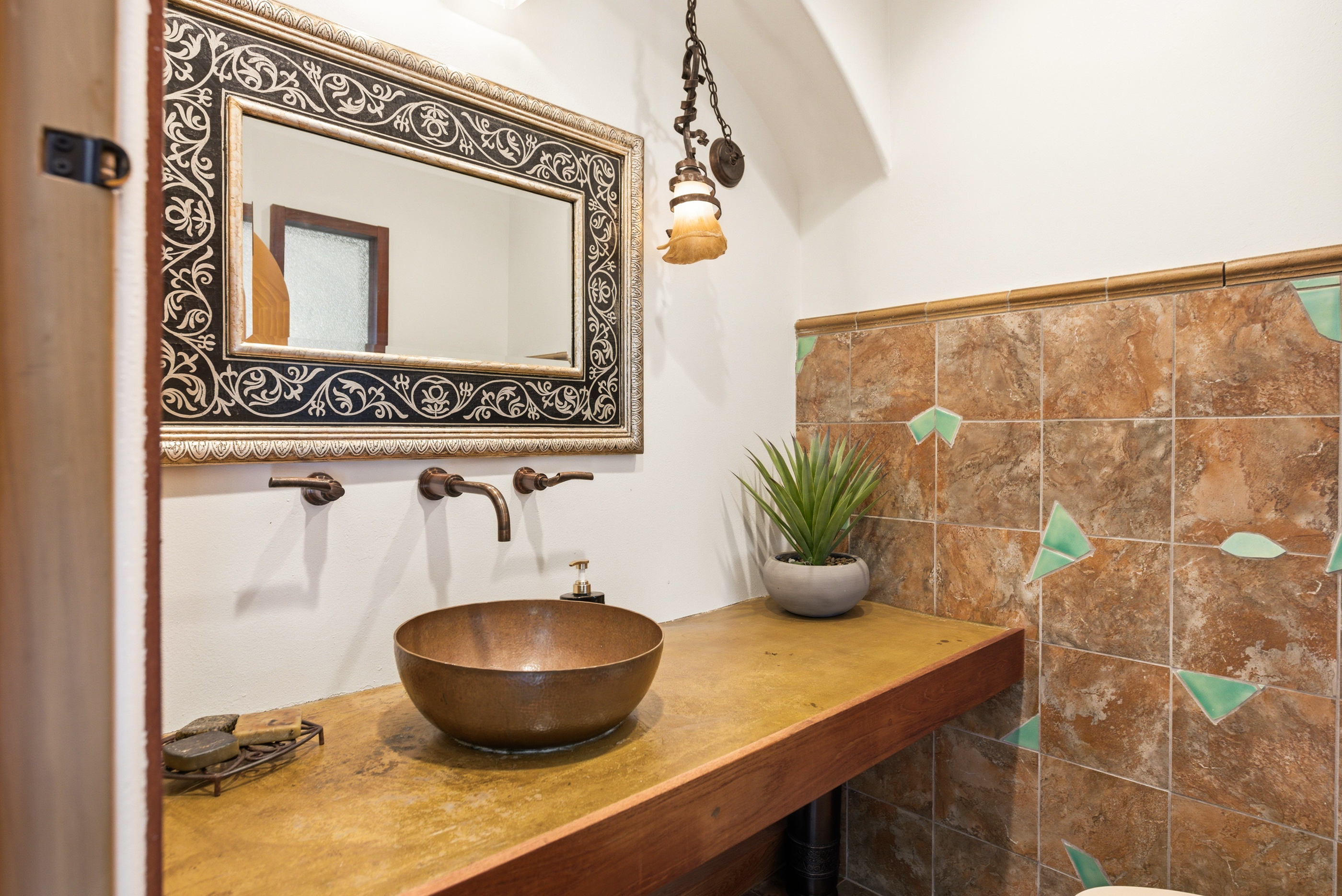  6110 Colodny Drive, Agoura Hills - 物件實景