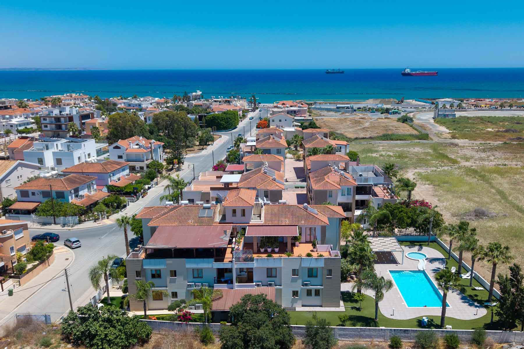  Two Bedroom Apartment Steps from the Sea in Livadia - 物件實景
