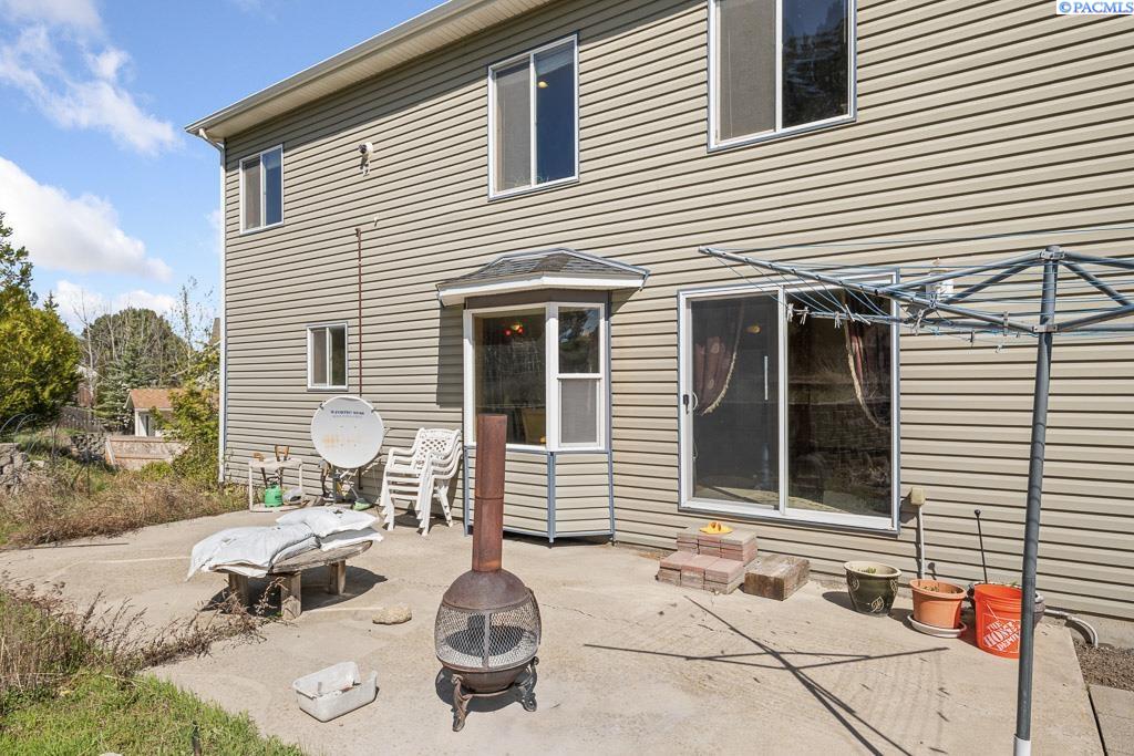 Pullman, Washington, 99163, United States, 4 Bedrooms Bedrooms, ,3 BathroomsBathrooms,Residential,For Sale,1777658