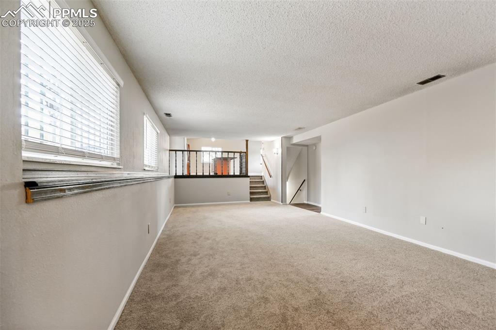 Colorado Springs, Colorado, 80919, United States, 3 Bedrooms Bedrooms, ,2 BathroomsBathrooms,Residential,For Sale,1793578