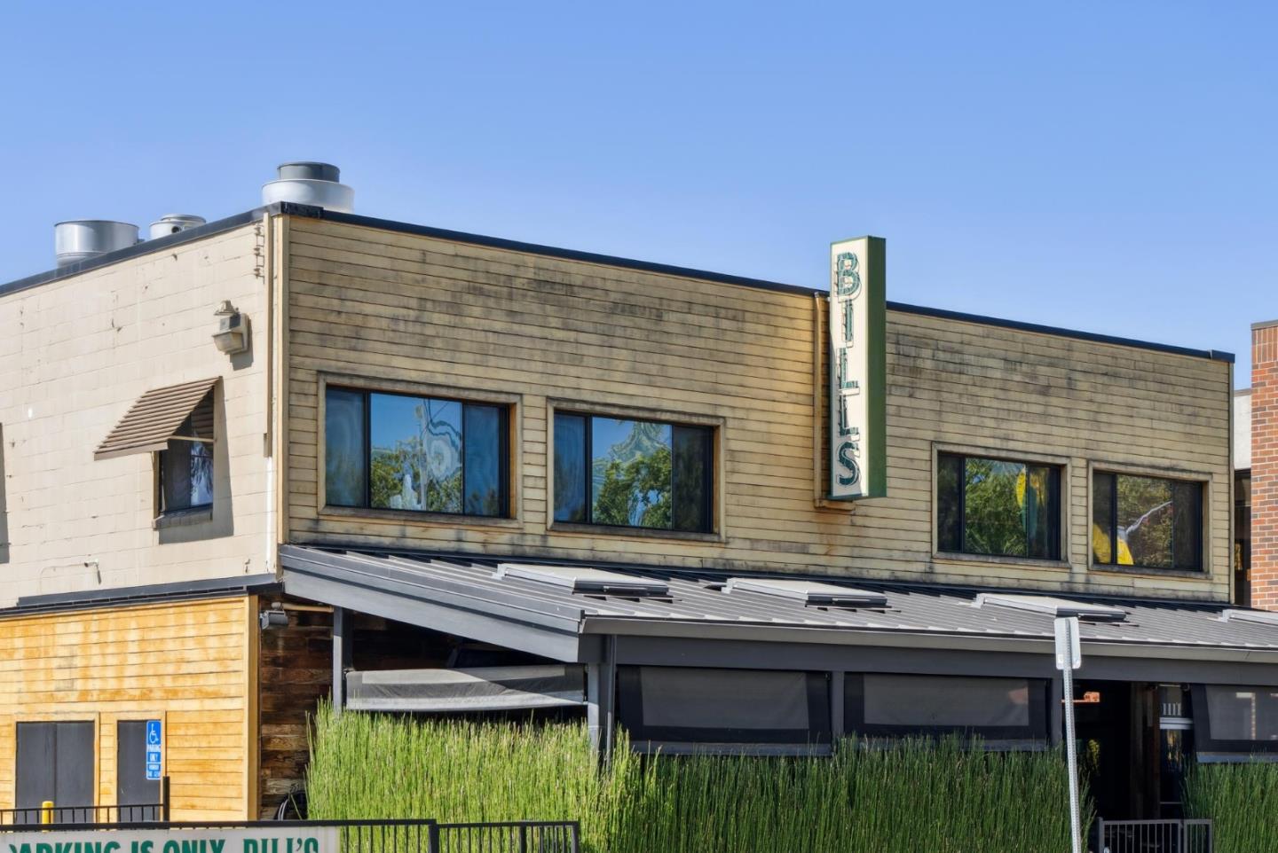 San Jose, California, 95125, United States, 3 Bedrooms Bedrooms, ,2 BathroomsBathrooms,Residential,For Sale,1989346