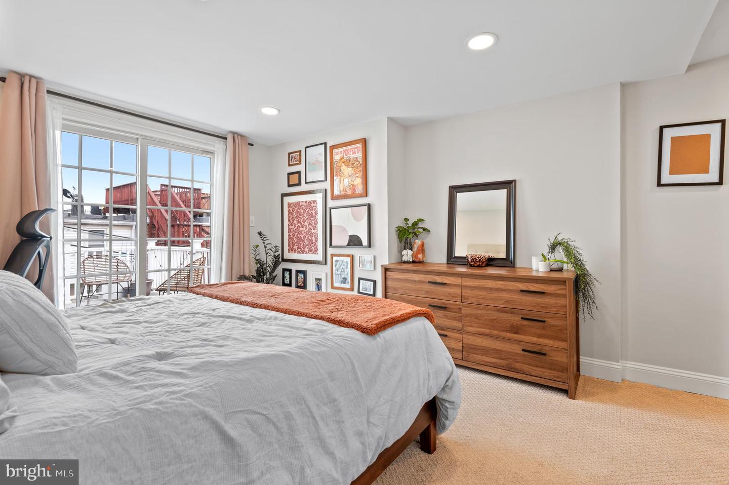 Baltimore, Maryland, 21224, United States, 3 Bedrooms Bedrooms, ,3 BathroomsBathrooms,Residential,For Sale,1939633