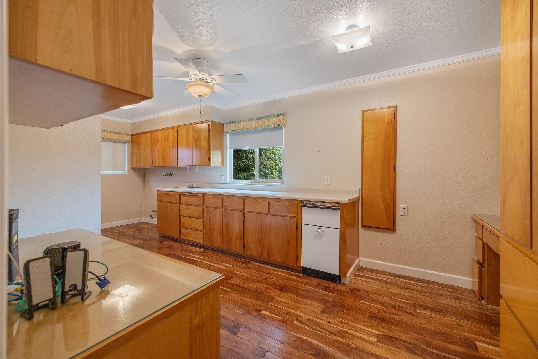 Fresno, California, 93722, United States, 3 Bedrooms Bedrooms, ,2 BathroomsBathrooms,Residential,For Sale,1984127