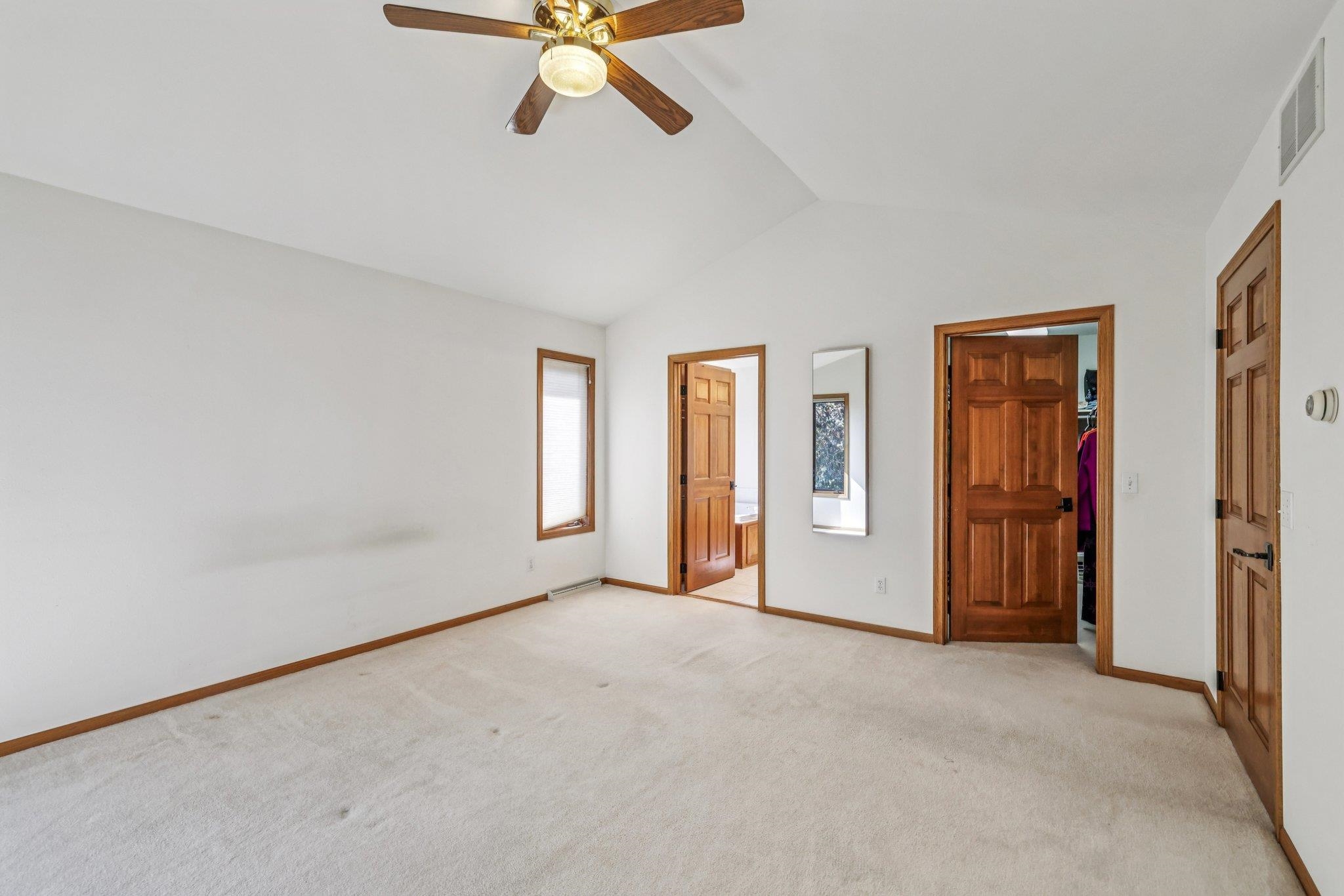 Portage, Wisconsin, 53901, United States, 4 Bedrooms Bedrooms, ,5 BathroomsBathrooms,Residential,For Sale,1976177