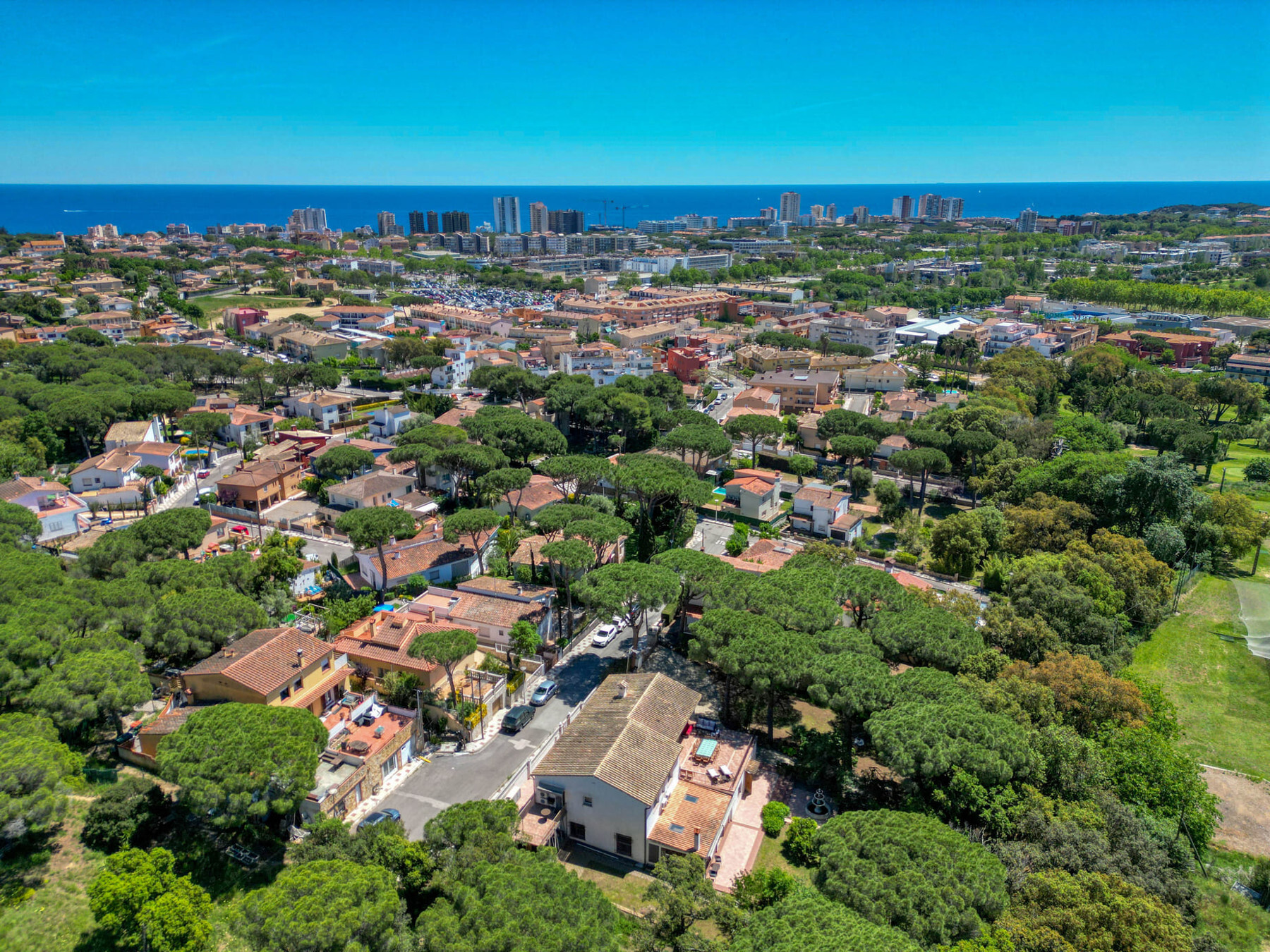  House within walking distance of the beach and center of Platja d