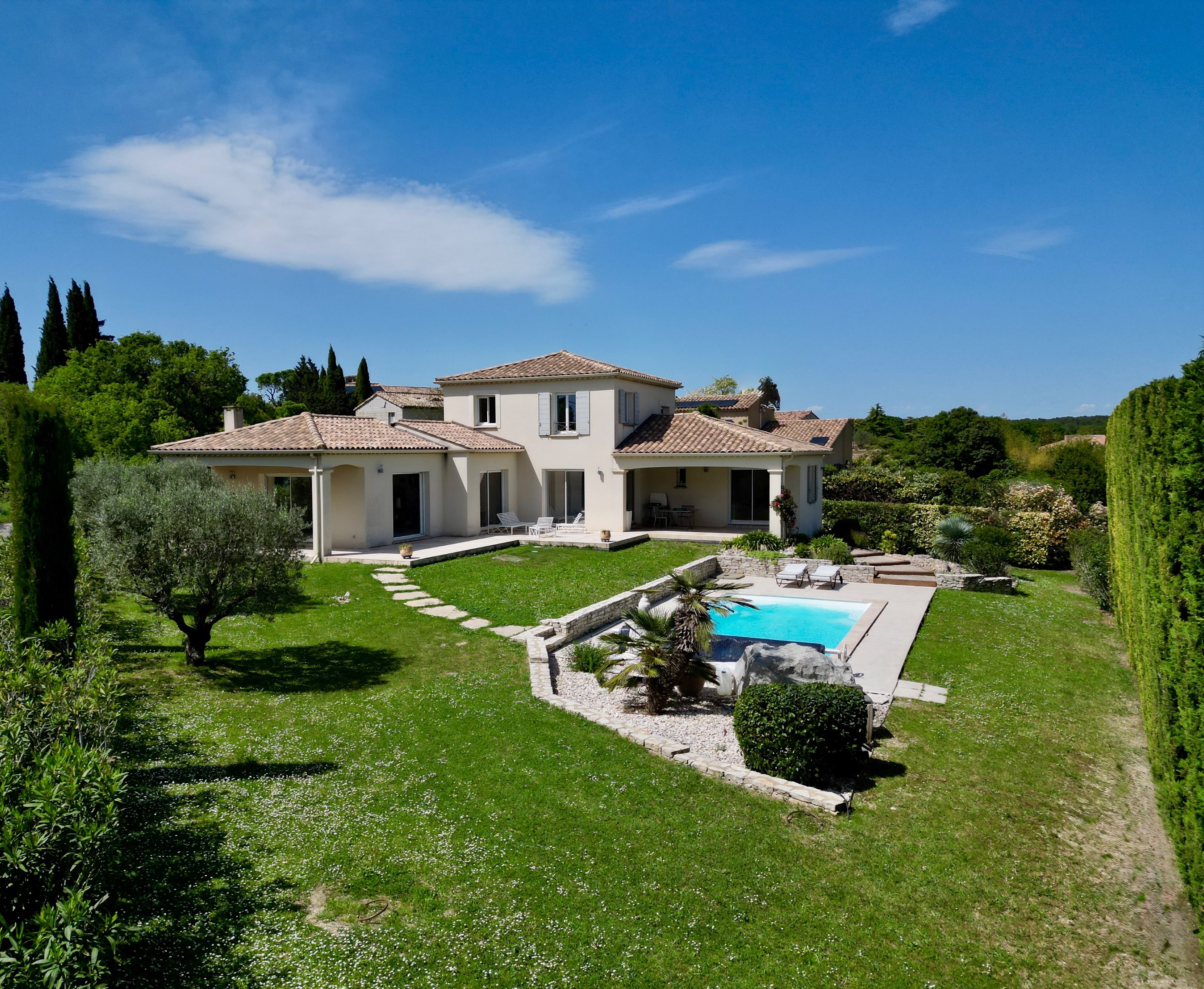  Contemporary villa with swimming pool, in immediate proximity to Uzès - 物件實景
