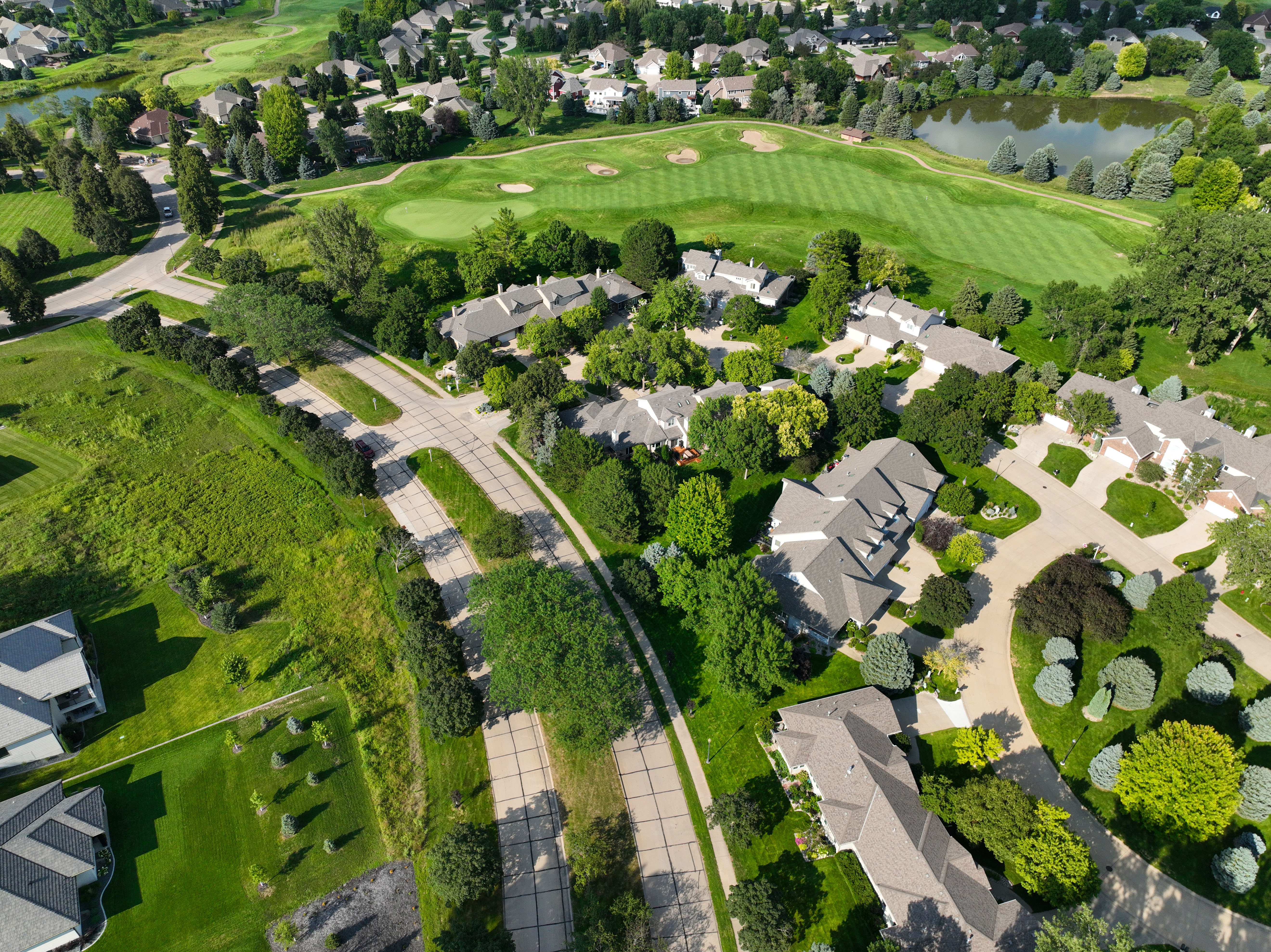 Dakota Dunes, South Dakota, 57049, United States, 3 Bedrooms Bedrooms, ,3 BathroomsBathrooms,Residential,For Sale,1984312