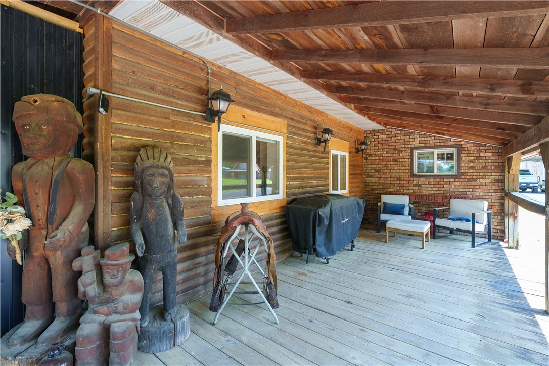 Cadott, Wisconsin, 54727, United States, 4 Bedrooms Bedrooms, ,3 BathroomsBathrooms,Residential,For Sale,1990945