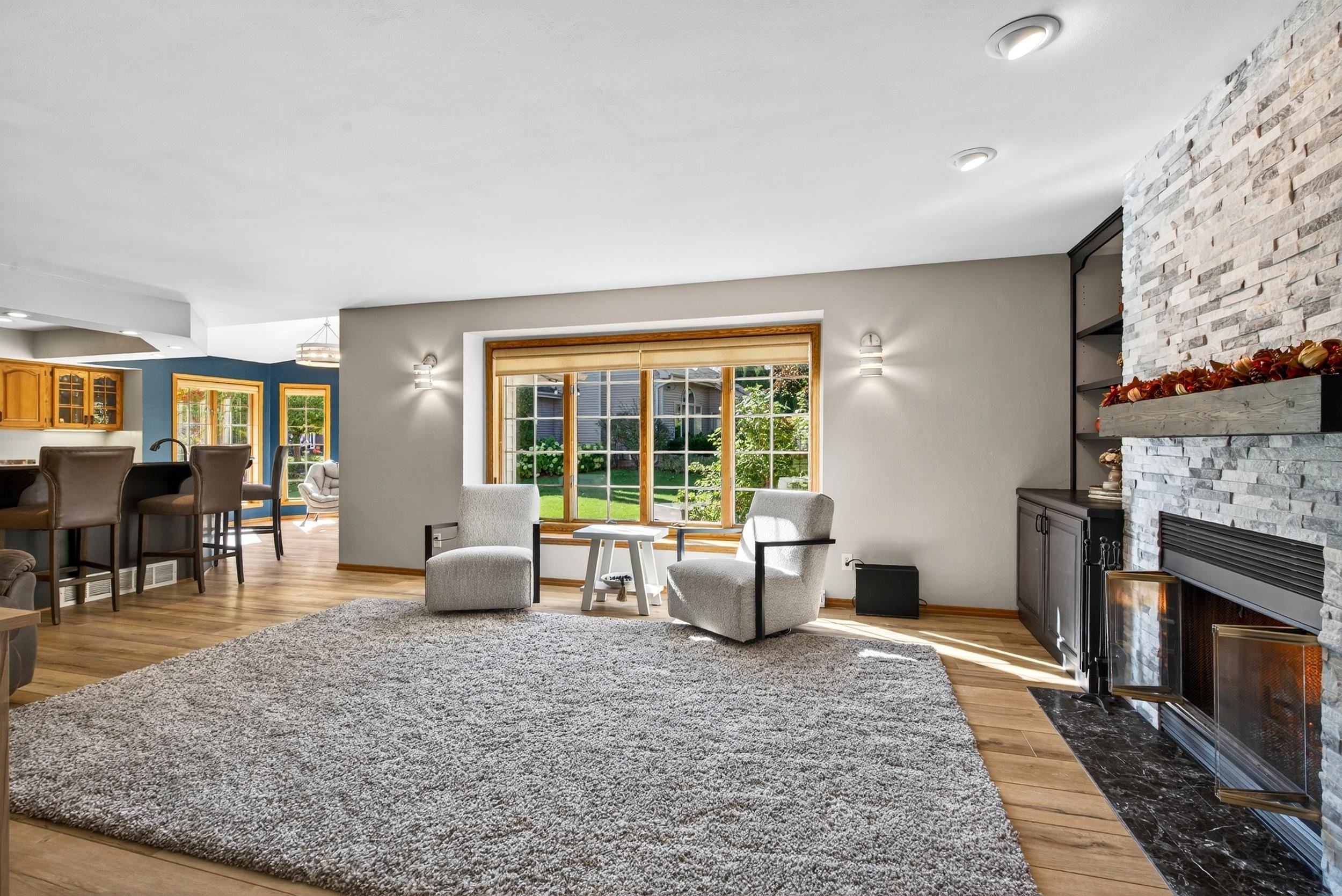 Appleton, Wisconsin, 54913, United States, 3 Bedrooms Bedrooms, ,3 BathroomsBathrooms,Residential,For Sale,1976936