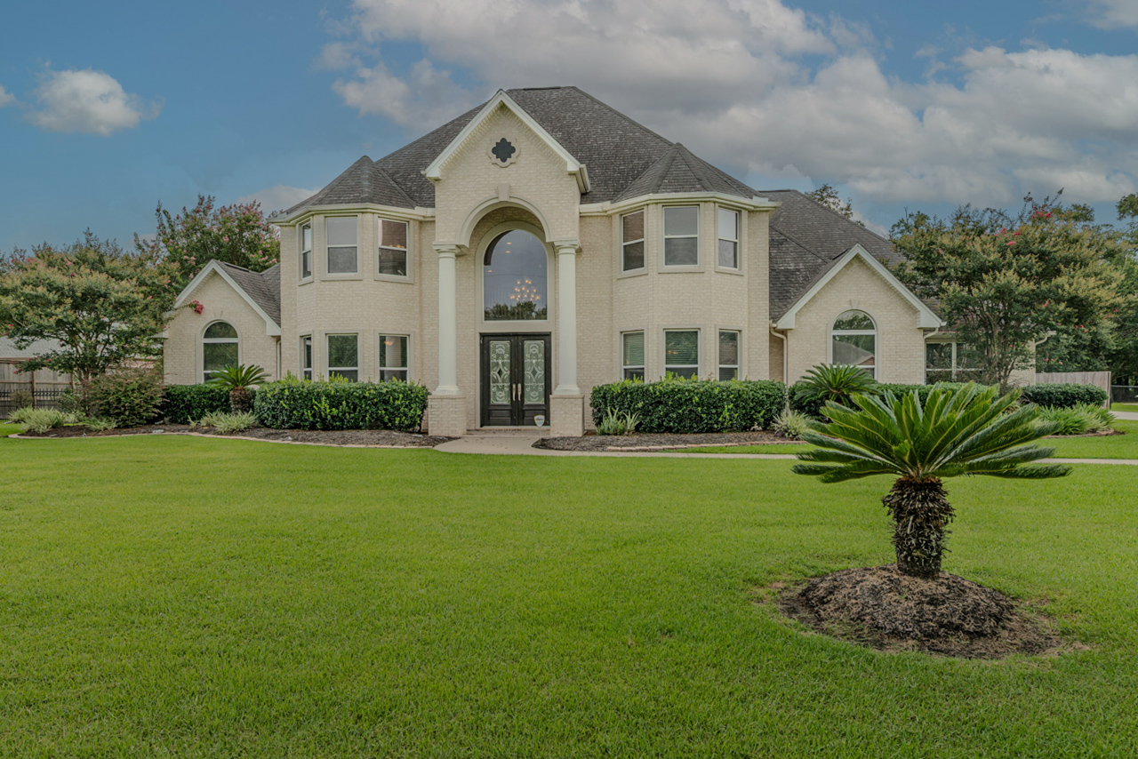 Orange, Texas, 77630, United States, 3 Bedrooms Bedrooms, ,5 BathroomsBathrooms,Residential,For Sale,1901539