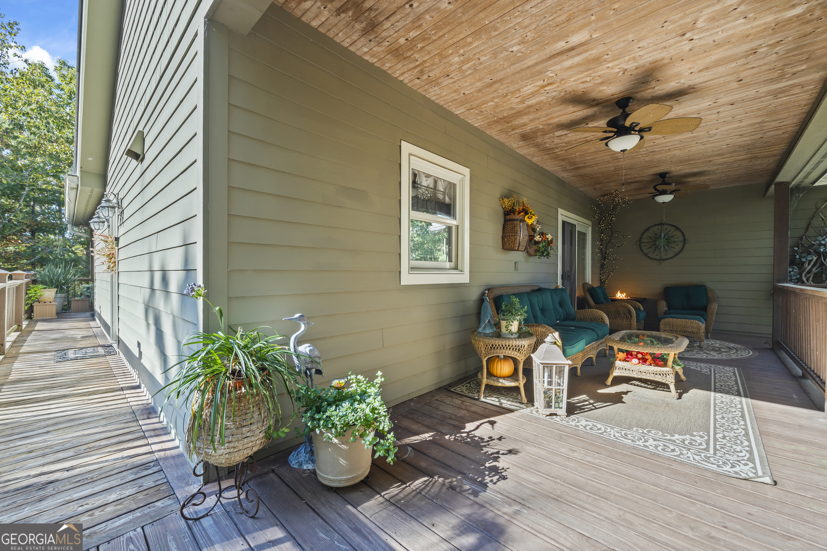 Helen, Georgia, 30545, United States, 3 Bedrooms Bedrooms, ,3 BathroomsBathrooms,Residential,For Sale,1983913