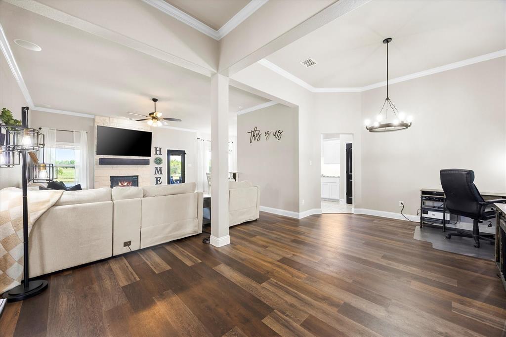 Caddo Mills, Texas, 75135, United States, 4 Bedrooms Bedrooms, ,2 BathroomsBathrooms,Residential,For Sale,1907350
