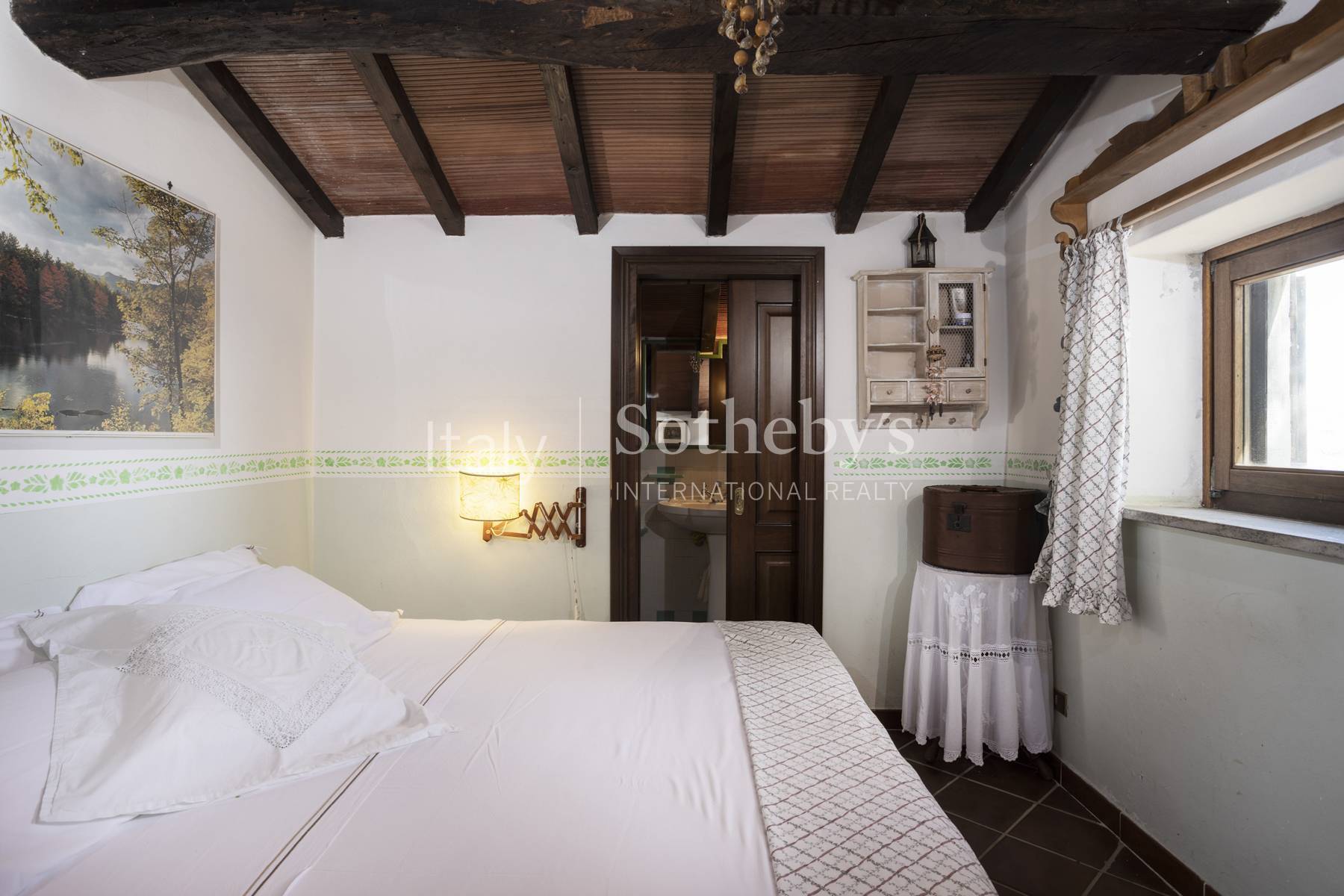  Tuscan farmhouse with outbuilding to restore - 物件實景